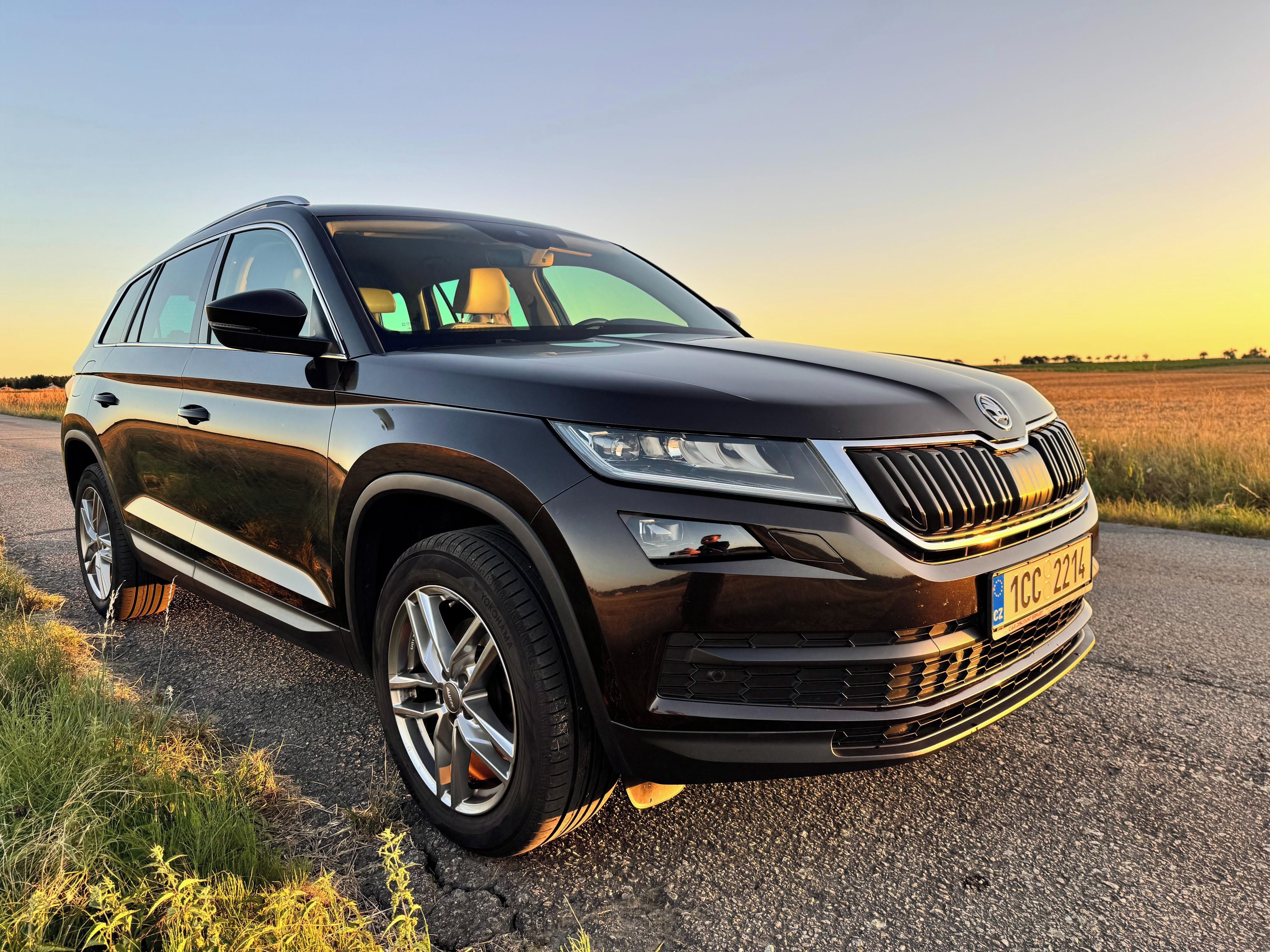 Škoda Kodiaq, 2.0 TDI, 7 míst, tažné - fotka 2