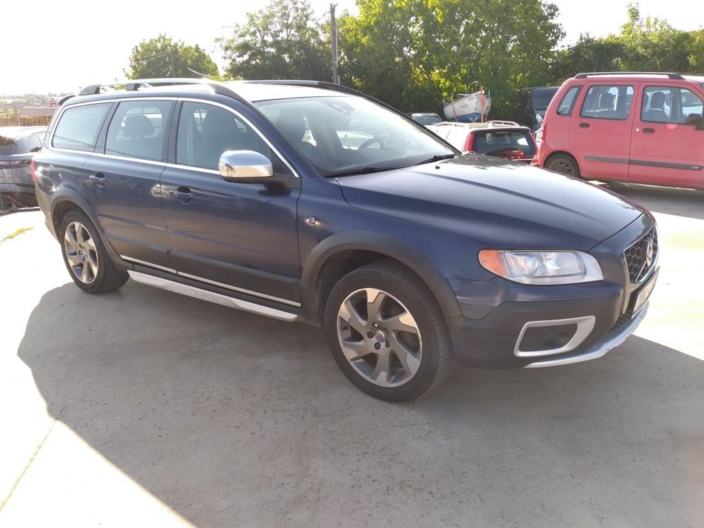 Volvo XC70, D3 AWD CROSS COUNTRY OCEAN RAC - fotka 3