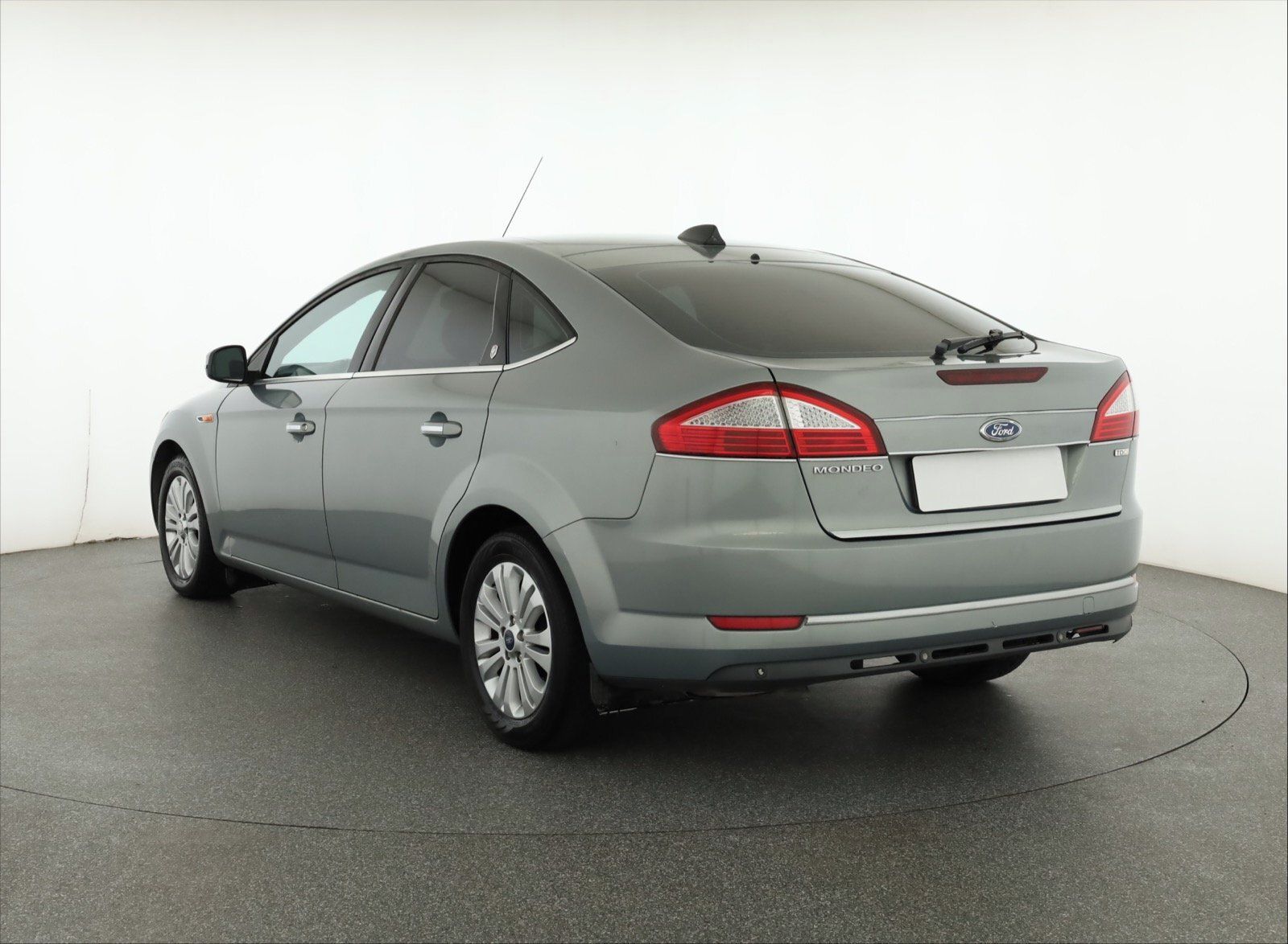 Ford Mondeo, 1.8 TDCi, po STK - fotka 4