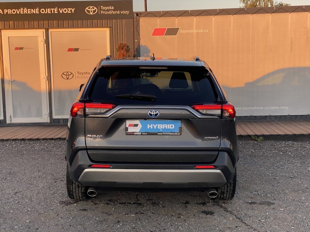 Toyota Rav4, 2.5HSD, ČR, Executive, 4x4 - fotka 6