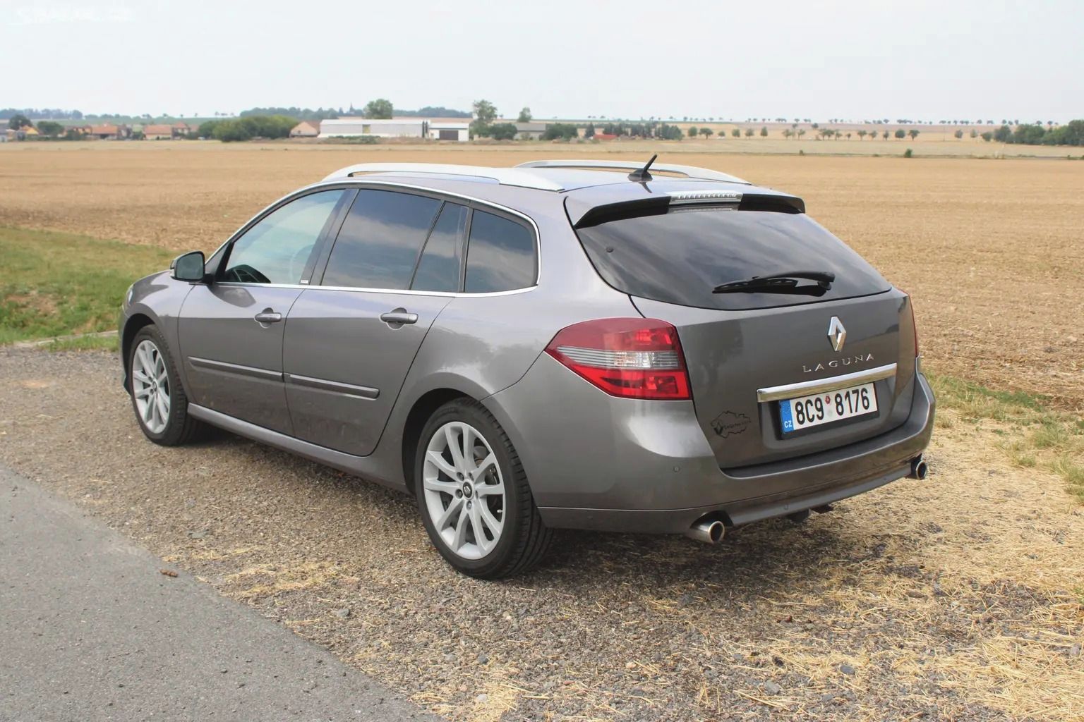 Renault Laguna, 2.0 dCi, 4Control, tažné - fotka 3