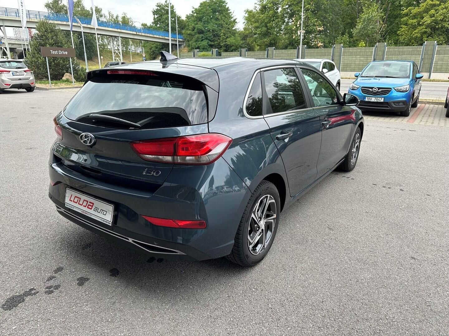 Hyundai i30, HB MY23 Smart DCT 1,0 T-GDI 88 - fotka 5