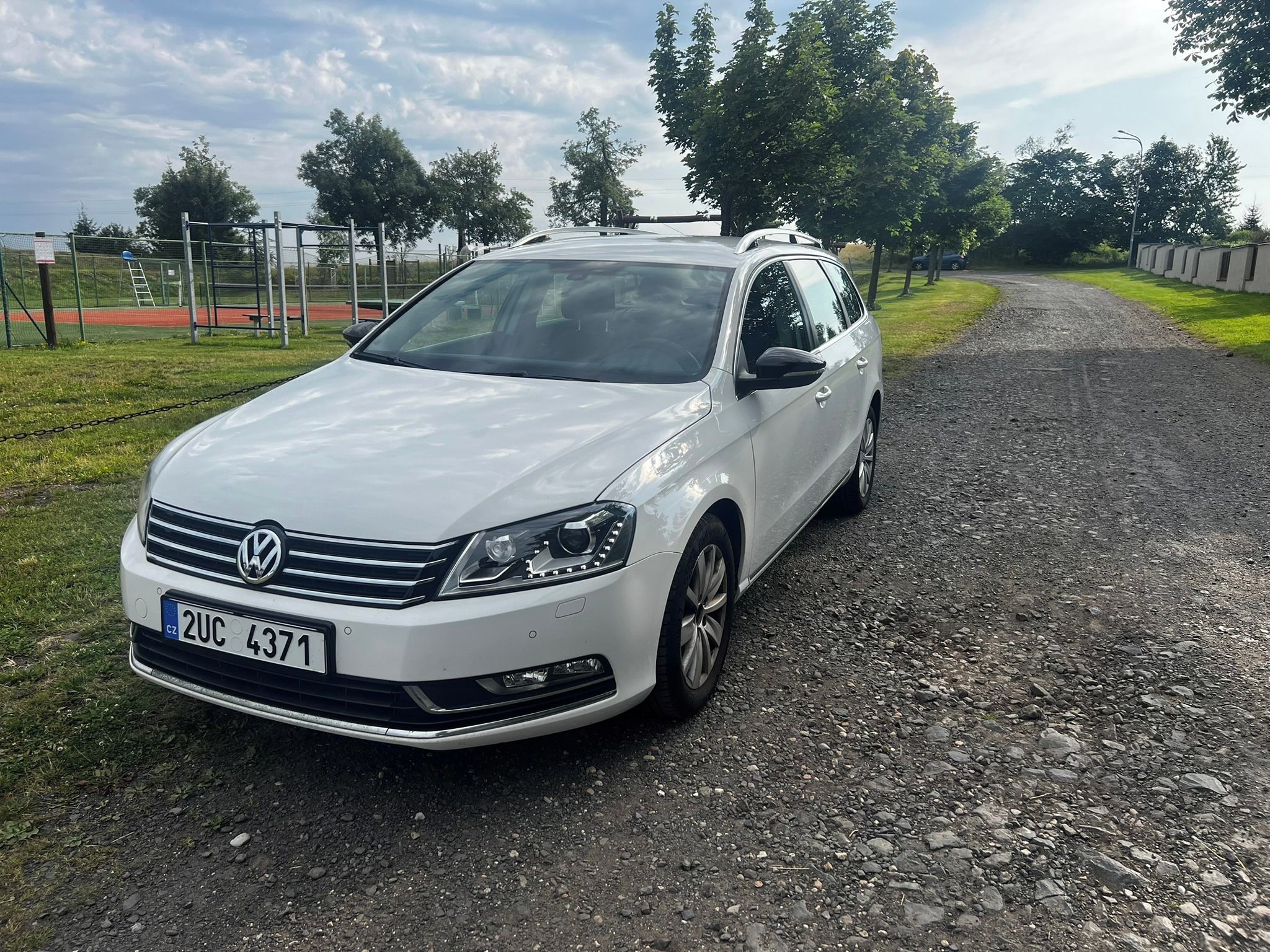 Volkswagen Passat, VW Passat B7, Bi-xenon,Webasto - fotka 5