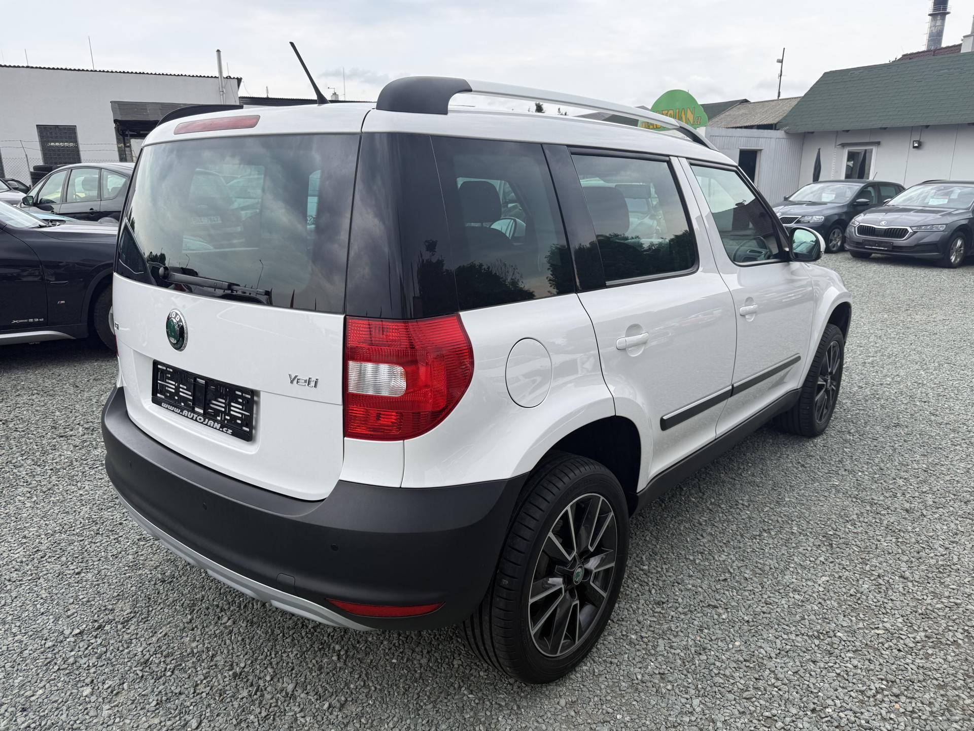 Škoda Yeti, 1.4 TSI ADVENTURE - fotka 6