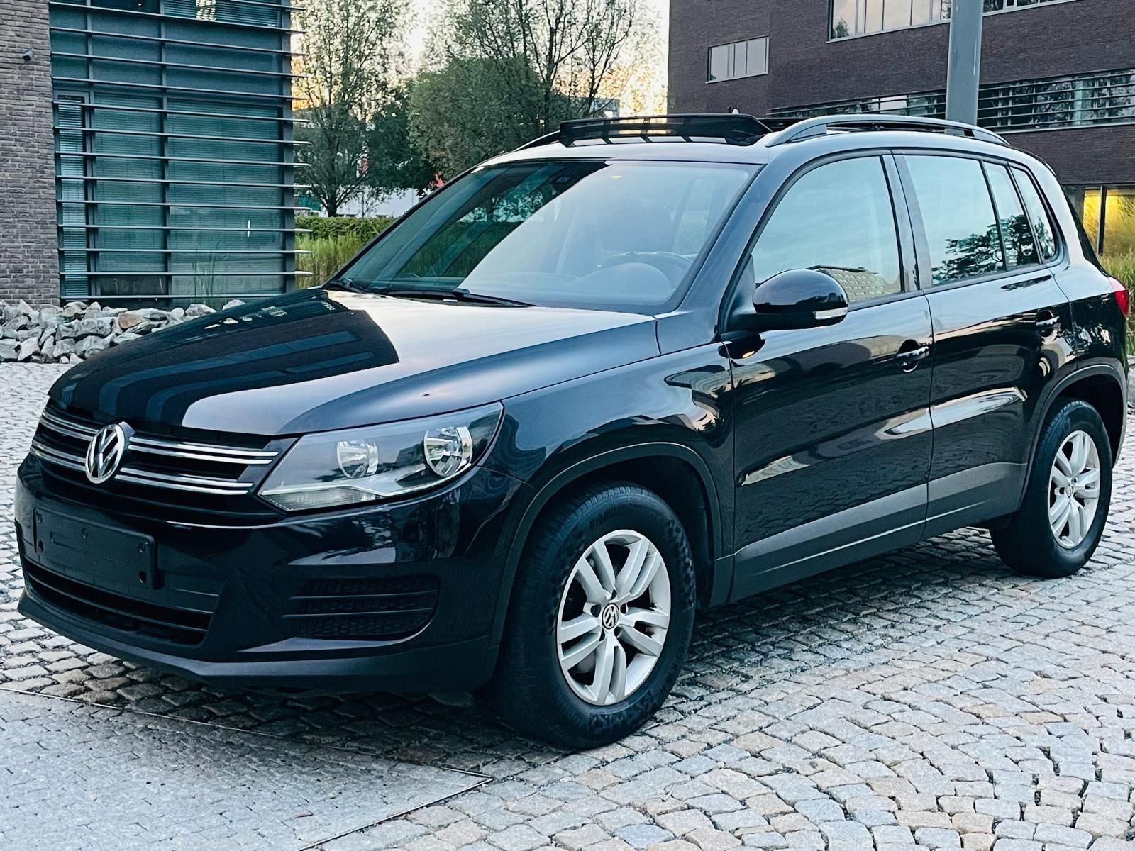 Volkswagen Tiguan, 1.4TSI MANUÁL VÝHŘEV PANORAMA - fotka 4