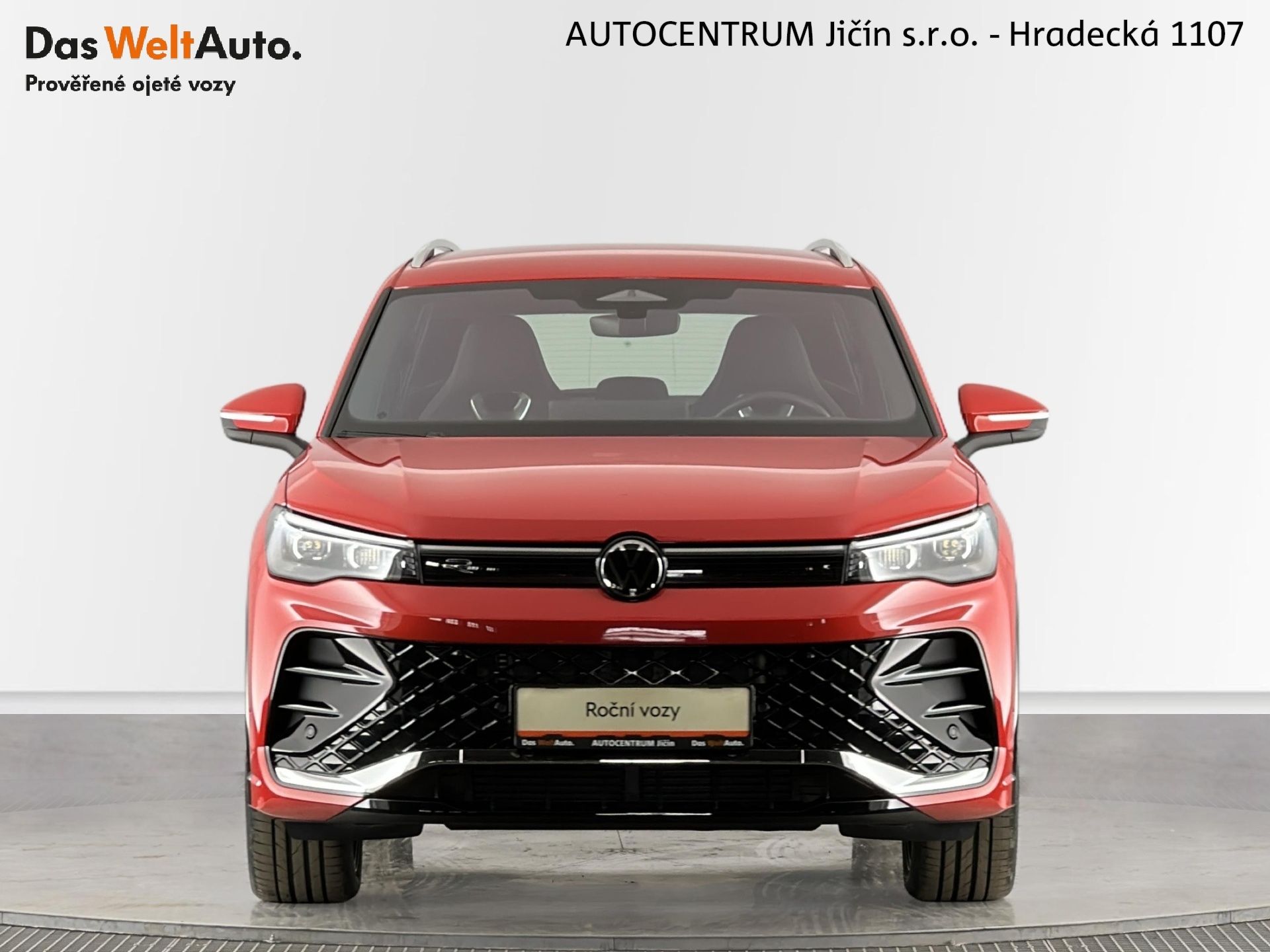 Volkswagen Tiguan, R-Line 2.0 TSI 195kW 4Motion D - fotka 4