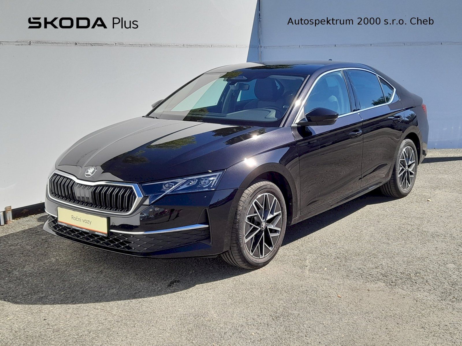 Škoda Octavia, Top Selection M-HEV 1.5 TSI 11