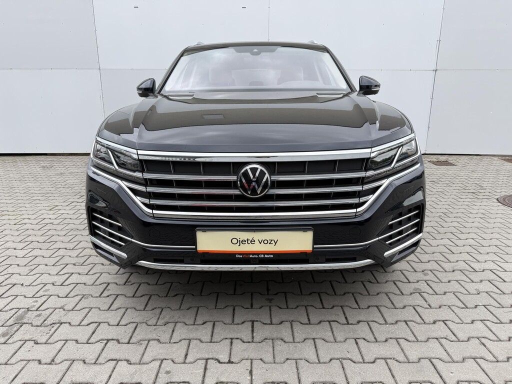 Volkswagen Touareg, V6 4M 3,0 TDi 210 kW Elegance - fotka 4