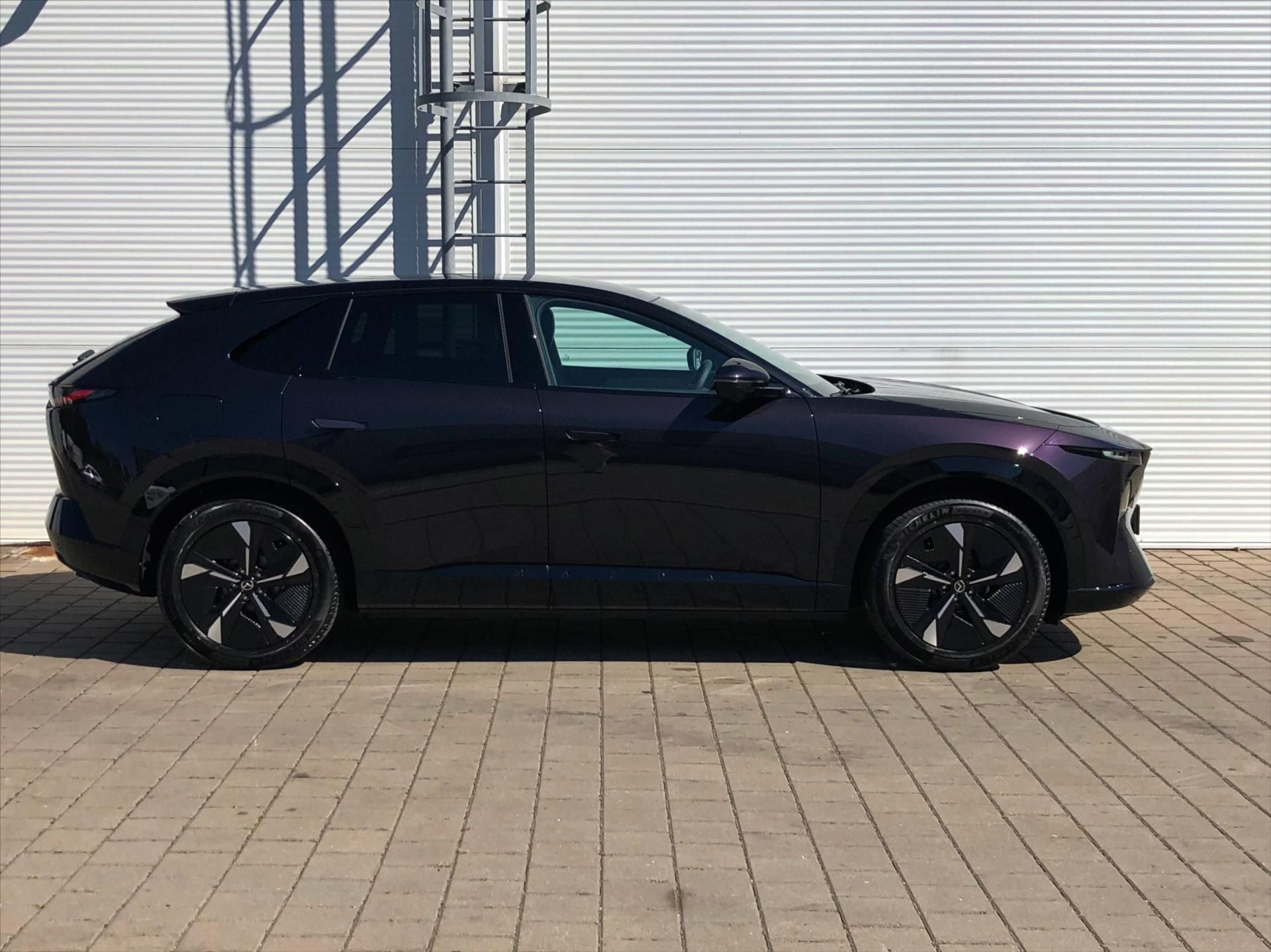 Mazda CX-6e, Takumi EV 258k 1AT - fotka 3