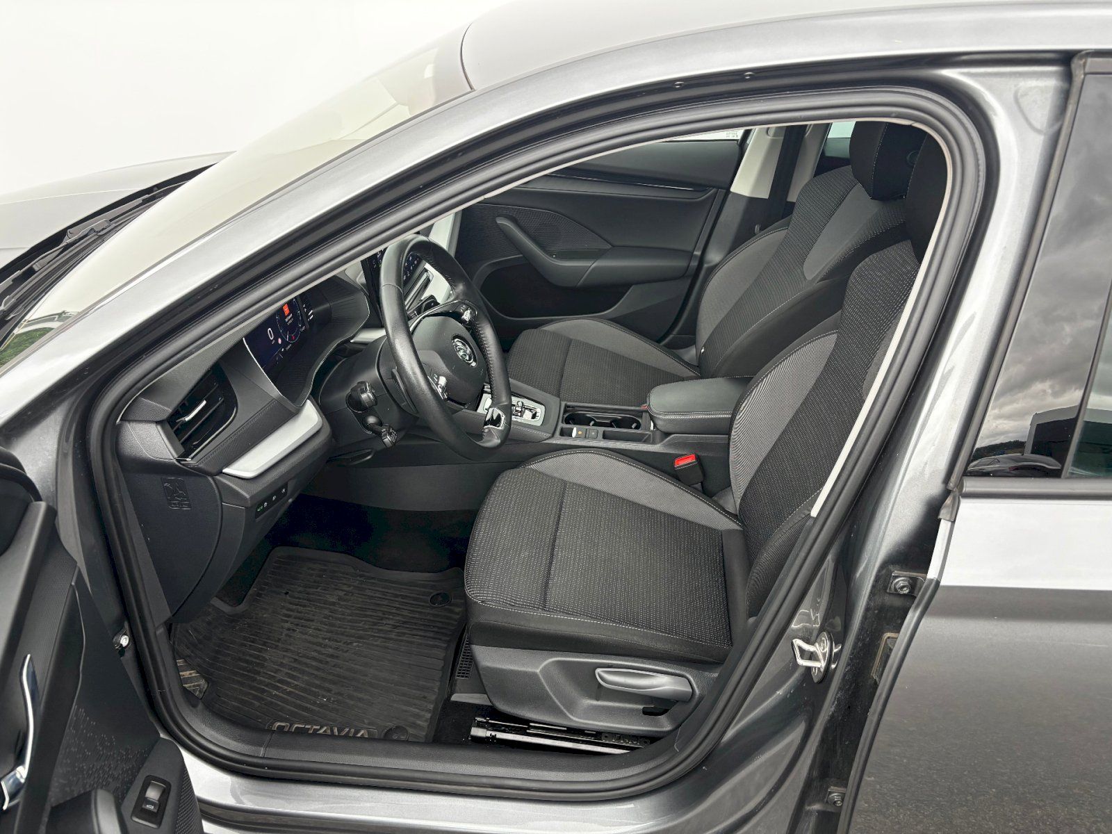 Škoda Octavia, 1.5 TSI e-TEC 110kW DSG Fresh - fotka 6