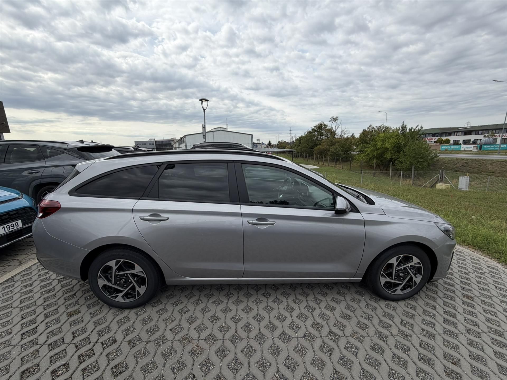 Hyundai i30, 1,6 T-GDI 110kW 7st. DCT  GO C - fotka 6