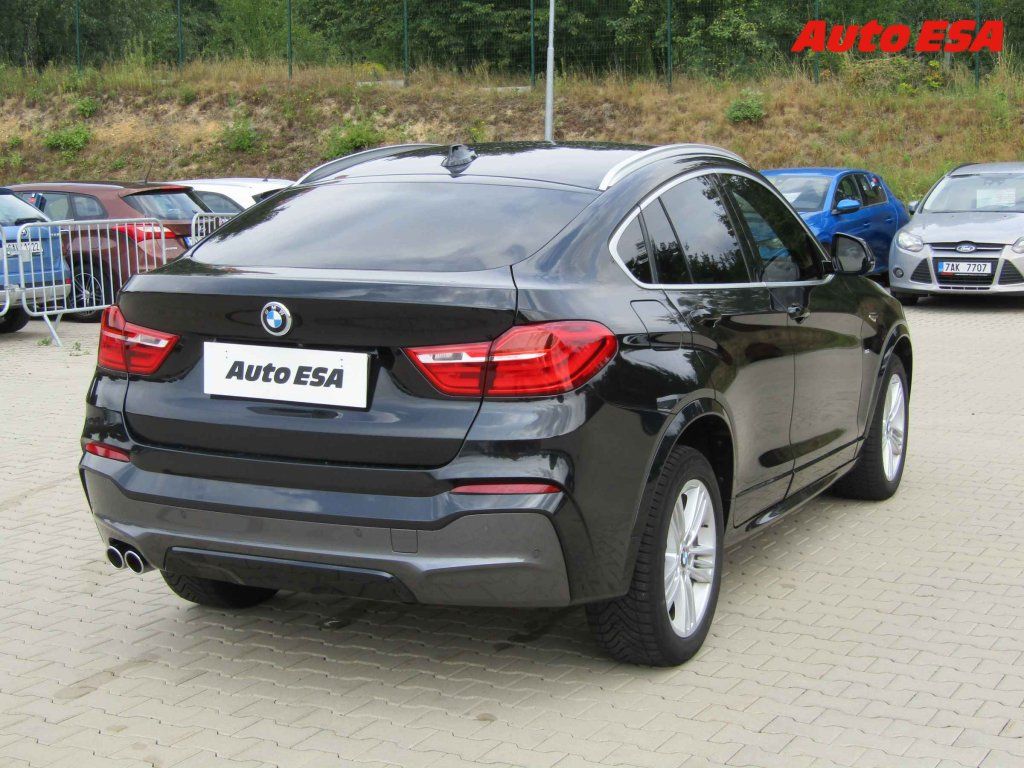 BMW X4, xDrive35d - fotka 4