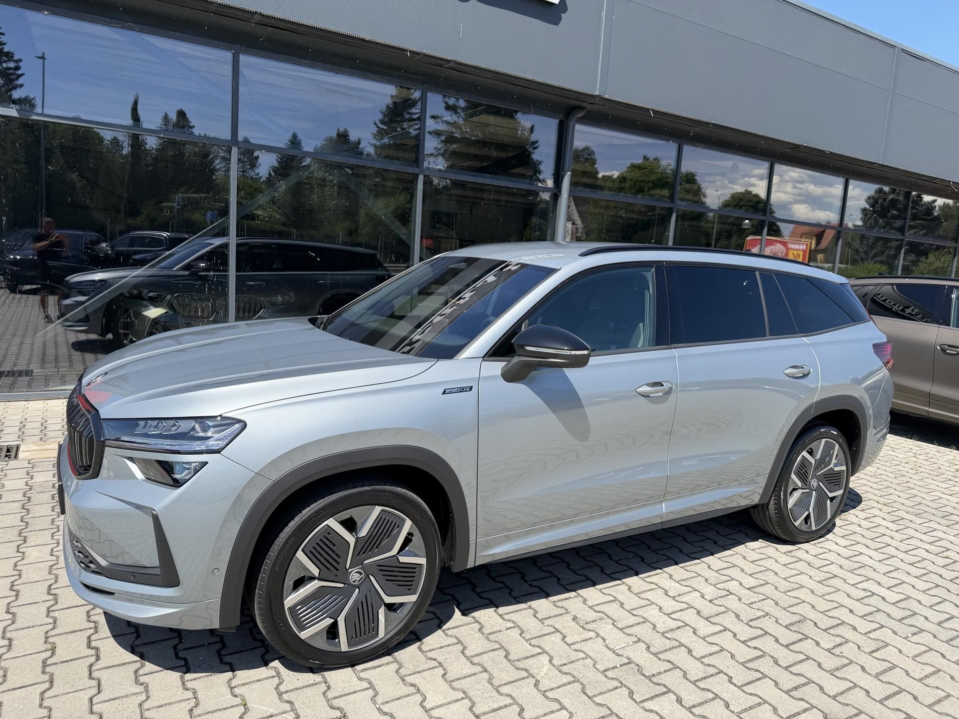 Škoda Kodiaq, 2.0TDI 142kW 4X4 SP TZ NT Z5L! - fotka 4
