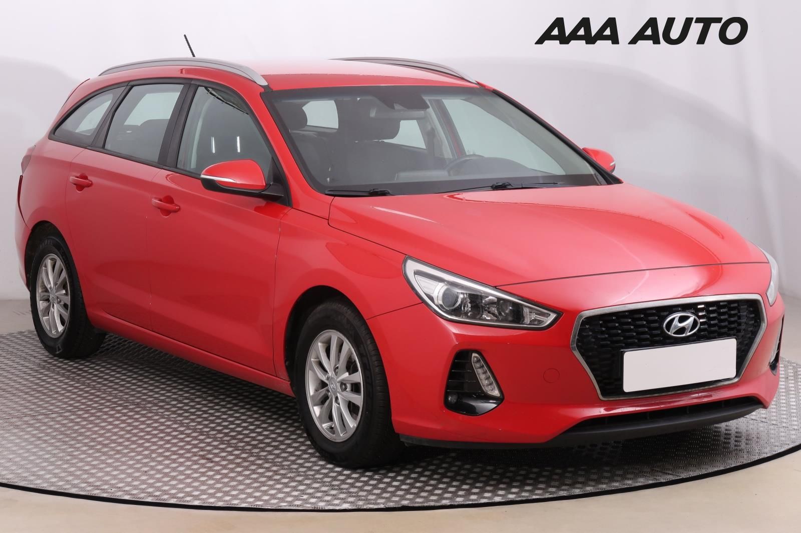 Hyundai i30, 1.0 T-GDI, Serv.kniha