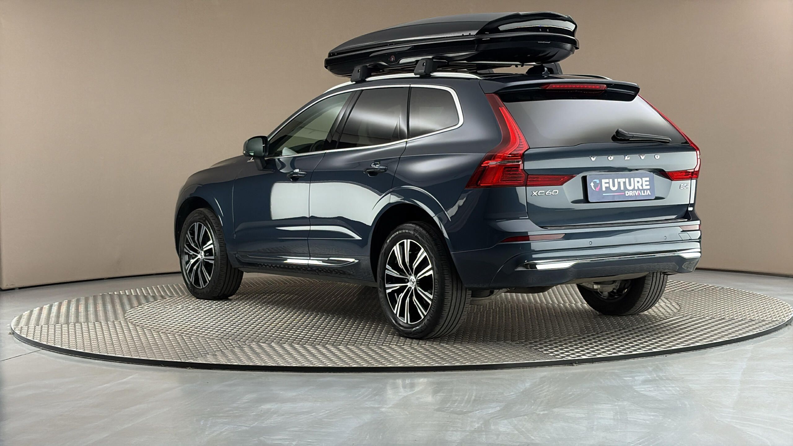 Volvo XC60, 2.0 B5 AUT AWD Inscription - fotka 2