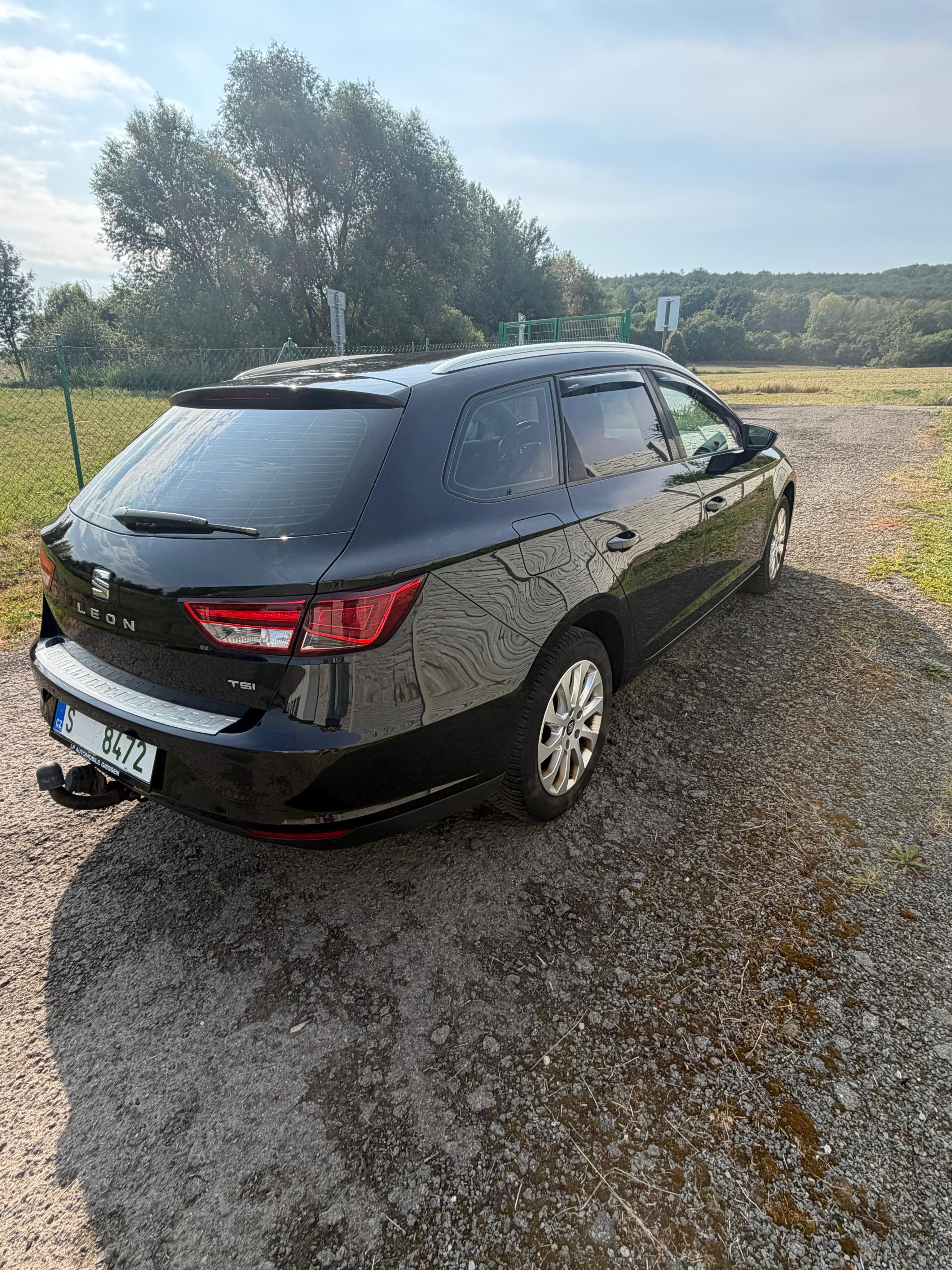Seat Leon, Seat Leon 1.2TSI 81Kw - fotka 5