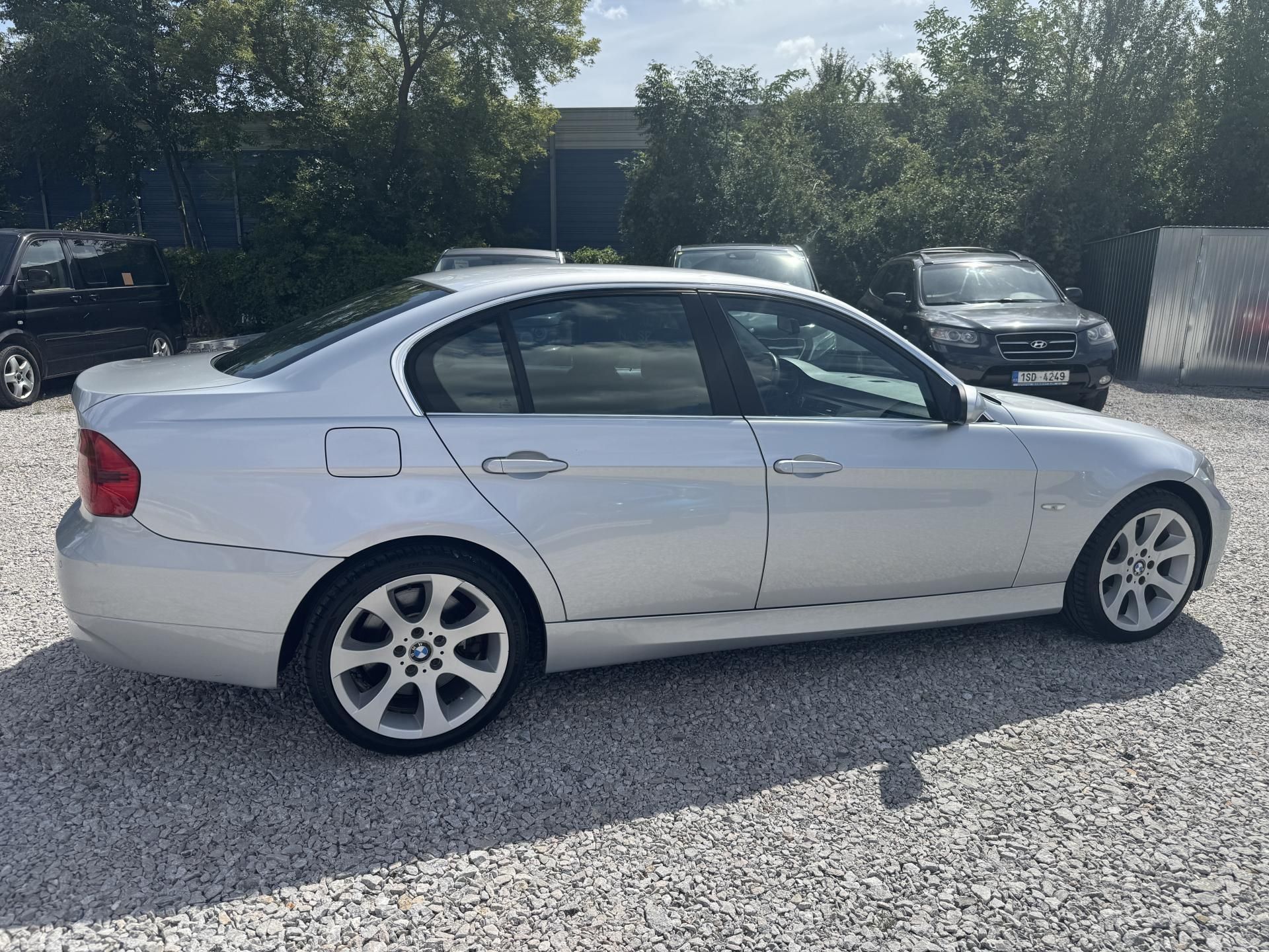 BMW Řada 3, 330iX,MANUÁL - fotka 4
