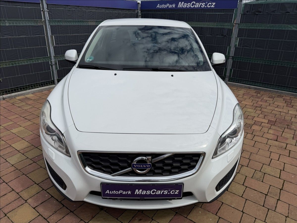 Volvo C30, 1.6 D DRIVe - fotka 2