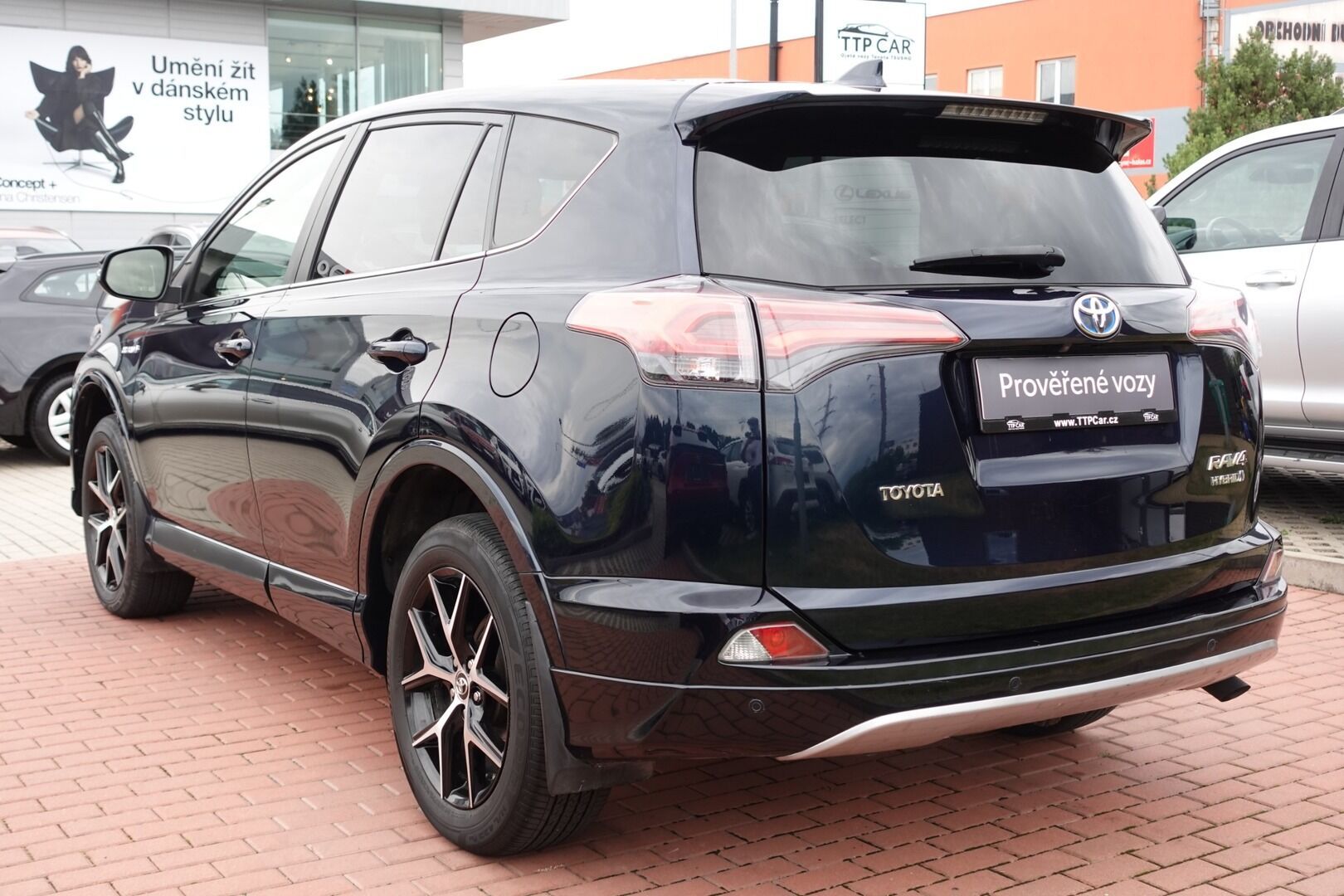 Toyota Rav4, 2.5HSD -i E-CVT AWD Selection - fotka 6