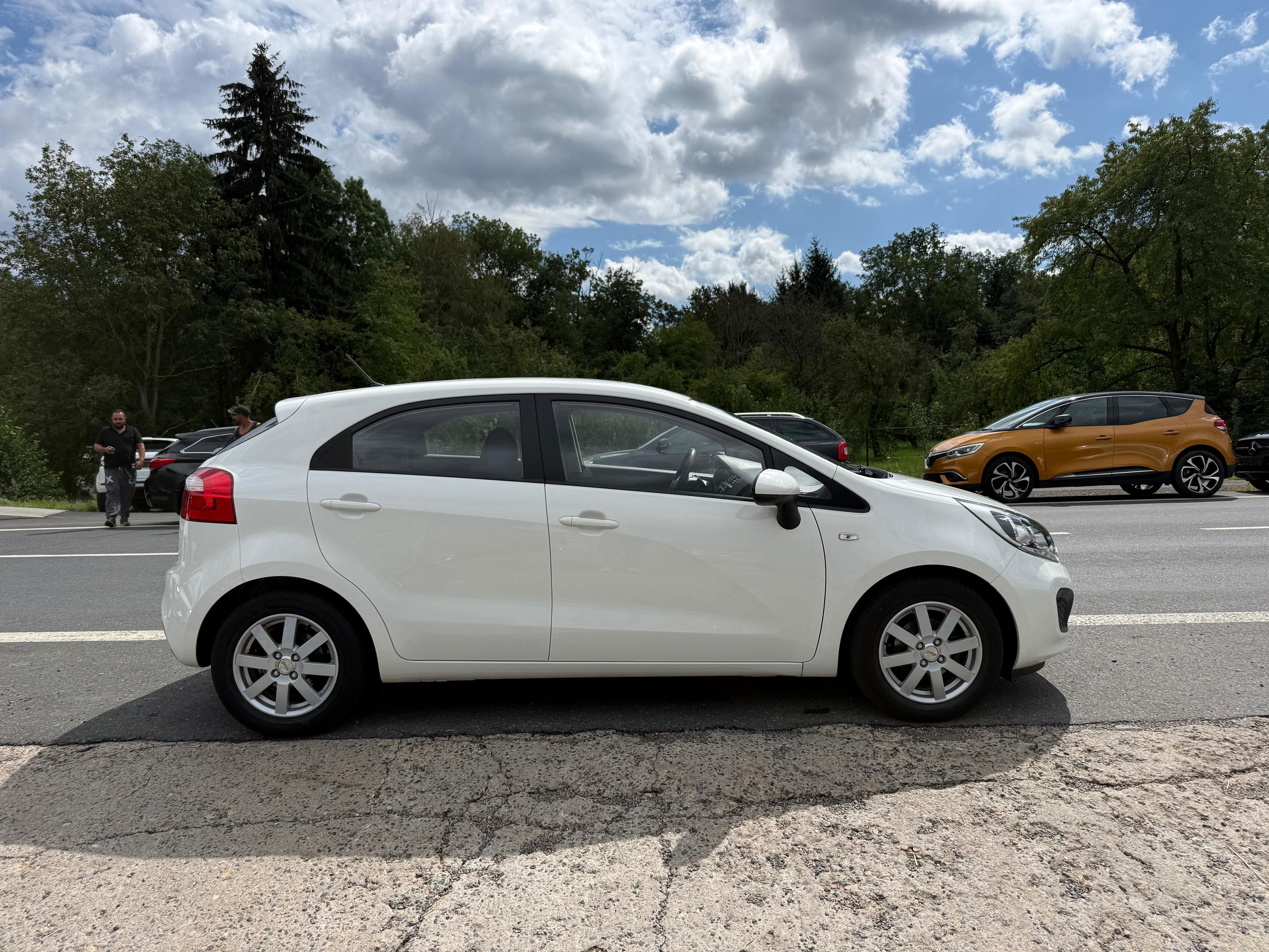 Kia Rio, 1.2CVVT 63kw ČR - fotka 5