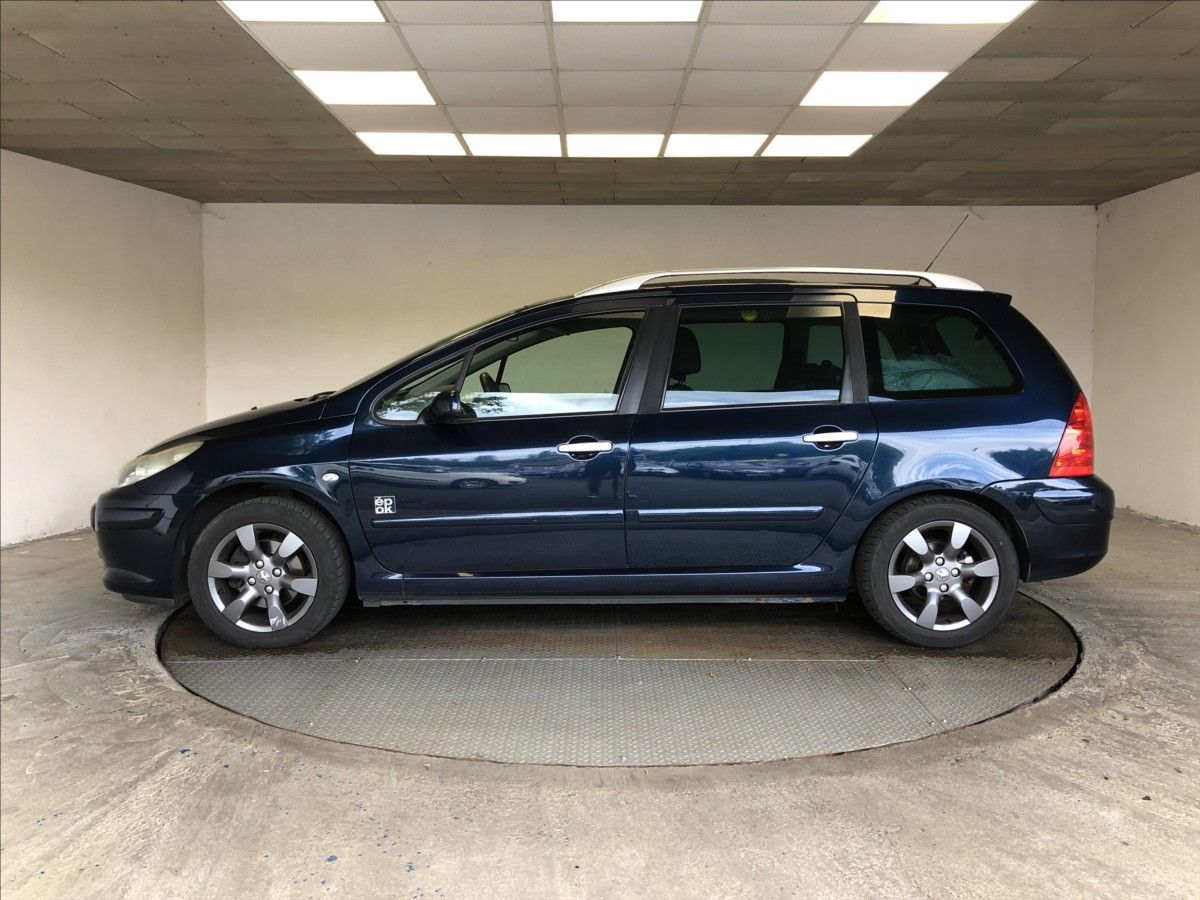 Peugeot 307, 1,6 16V - fotka 4