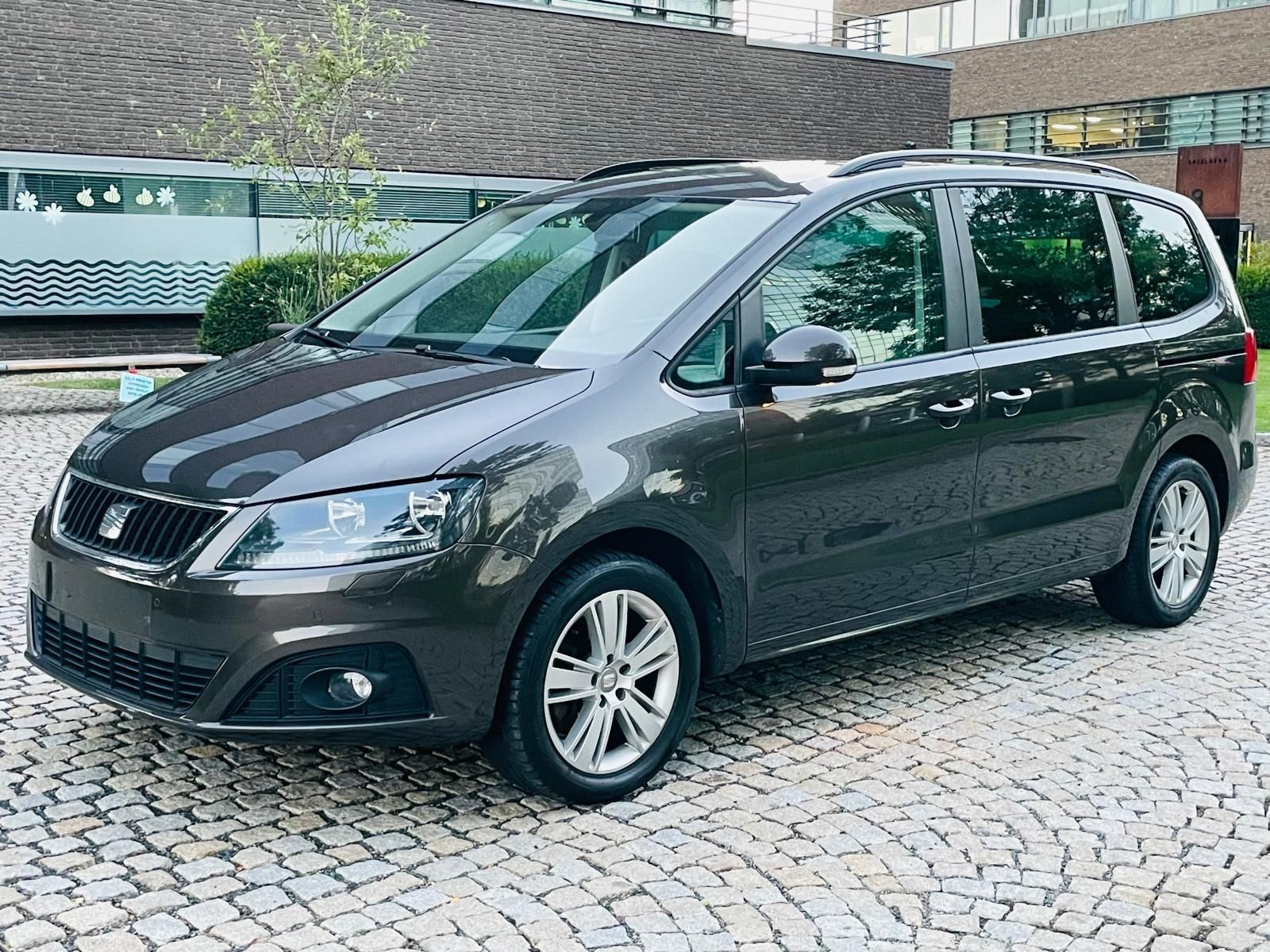 Seat Alhambra, 2.0TDI MANUÁL 7MÍST SERVISKA - fotka 4