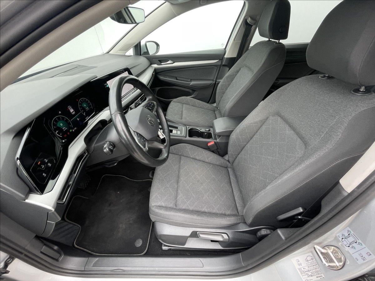 Volkswagen Golf Variant, 1,5 TSI DSG Life KESSY+KAMERA - fotka 4