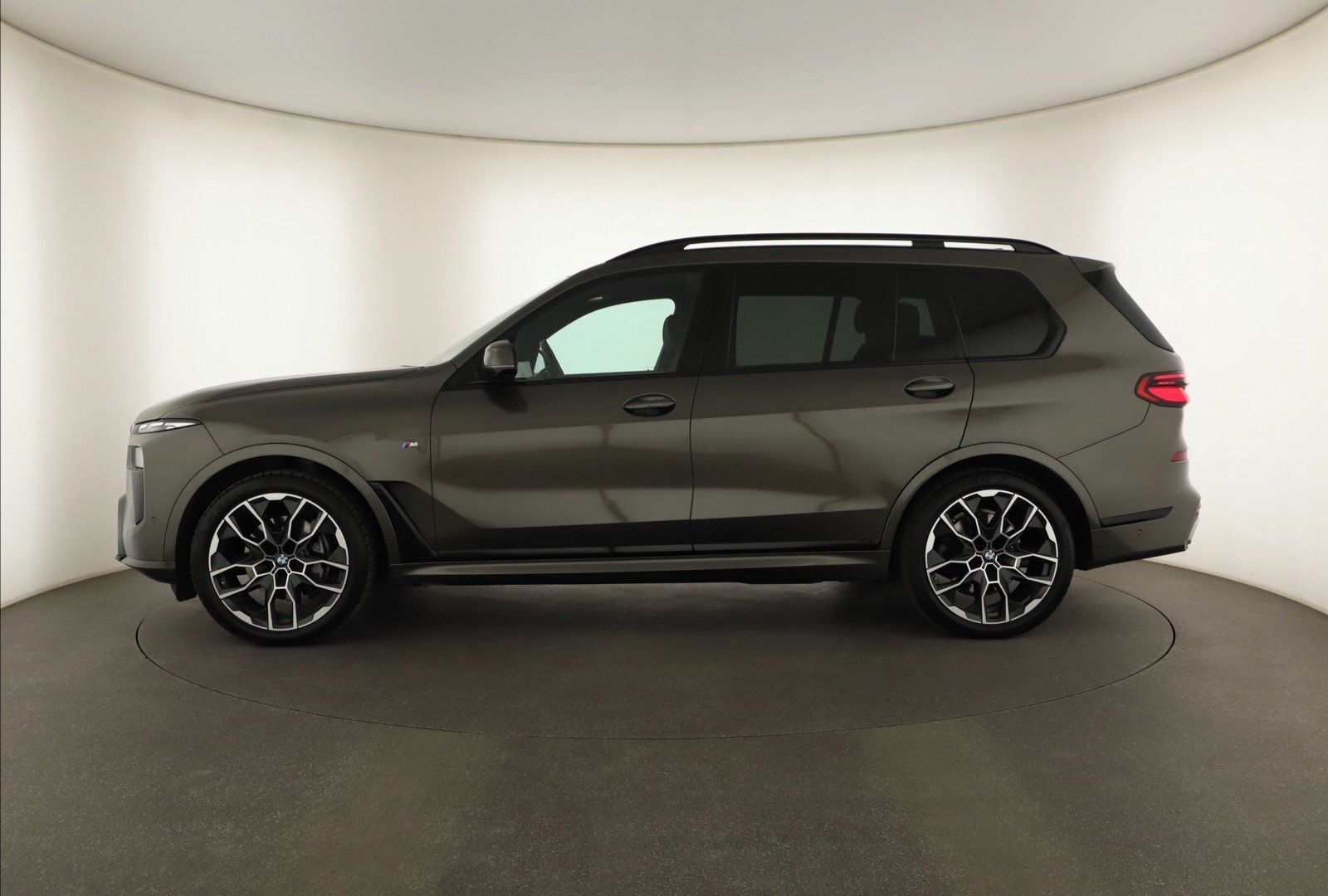 BMW X7, xDrive40d, Navigace - fotka 2