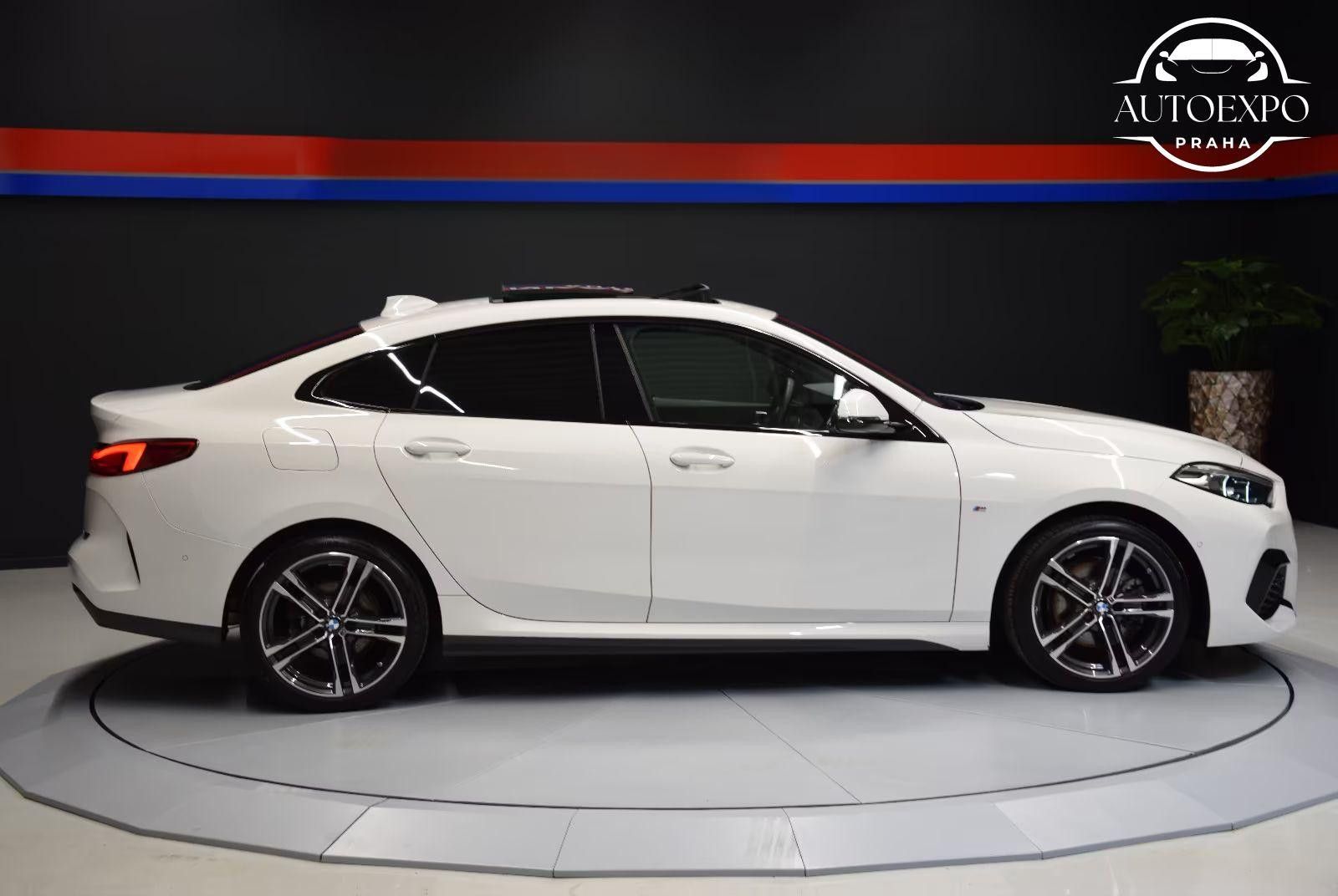 BMW Řada 2, 218i M Sport*PANORAMA*KŮŽE*H&K - fotka 3