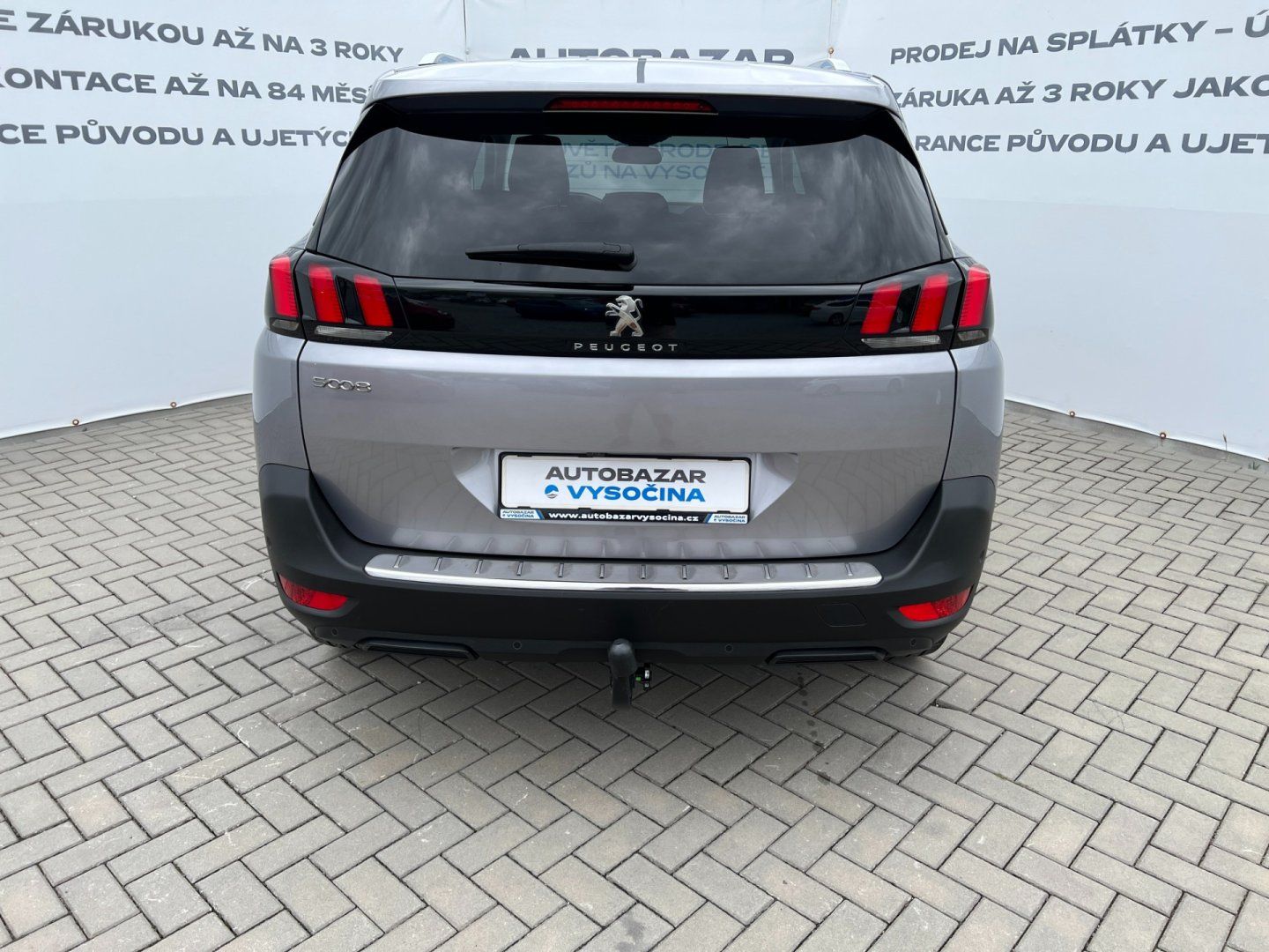 Peugeot 5008, 1.2PT 96kW! Allure! Tažné! LED - fotka 5