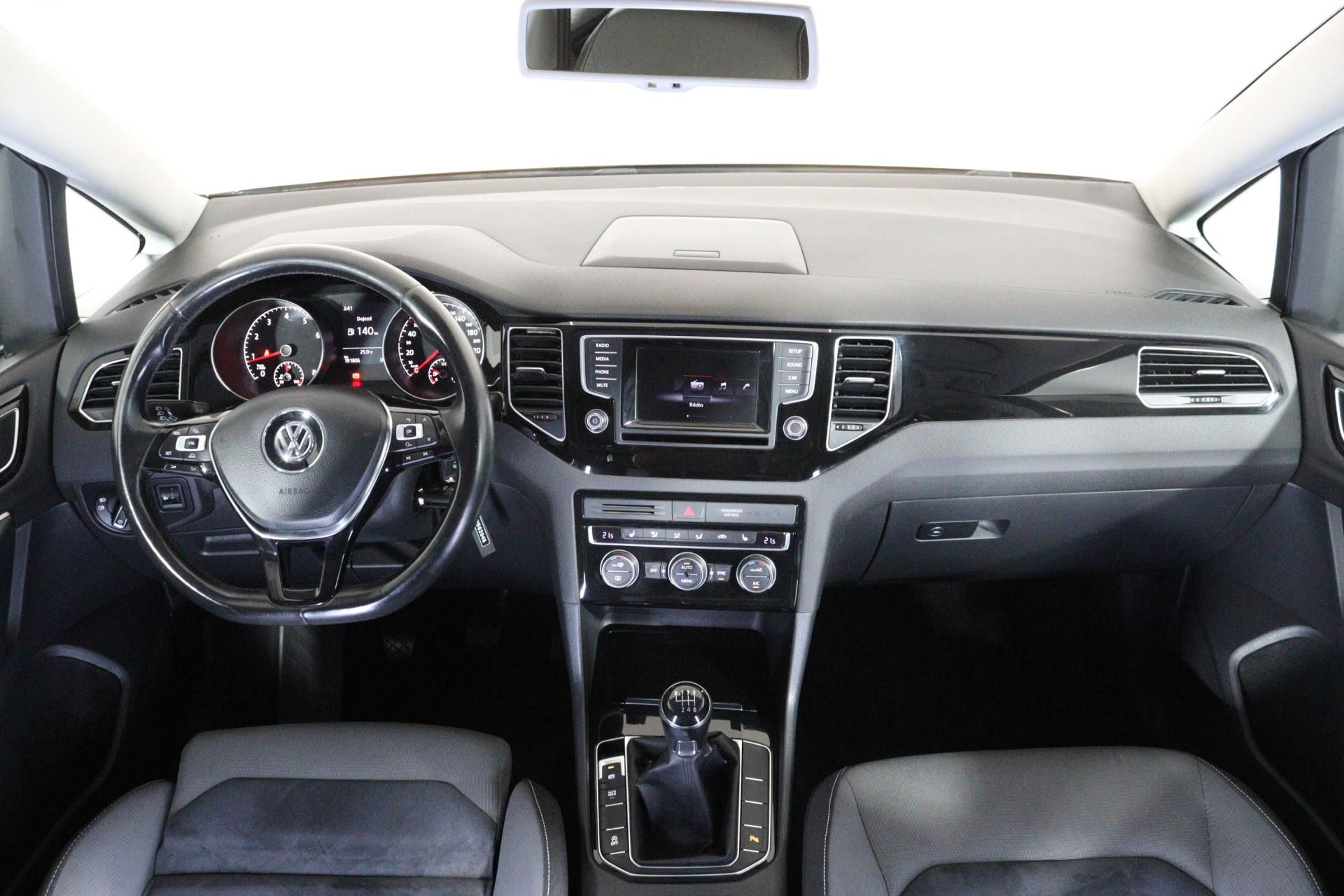 Volkswagen Golf Sportsvan, Highline 1,4 TSI (92 kW) - fotka 5