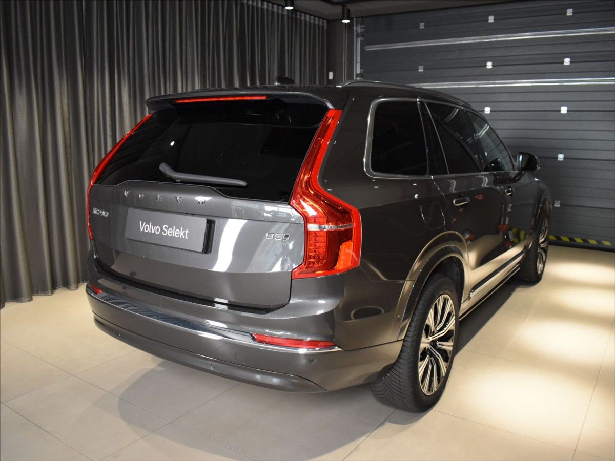 Volvo XC90, 2,0 B5 AWD Ultimate Ventilace - fotka 4