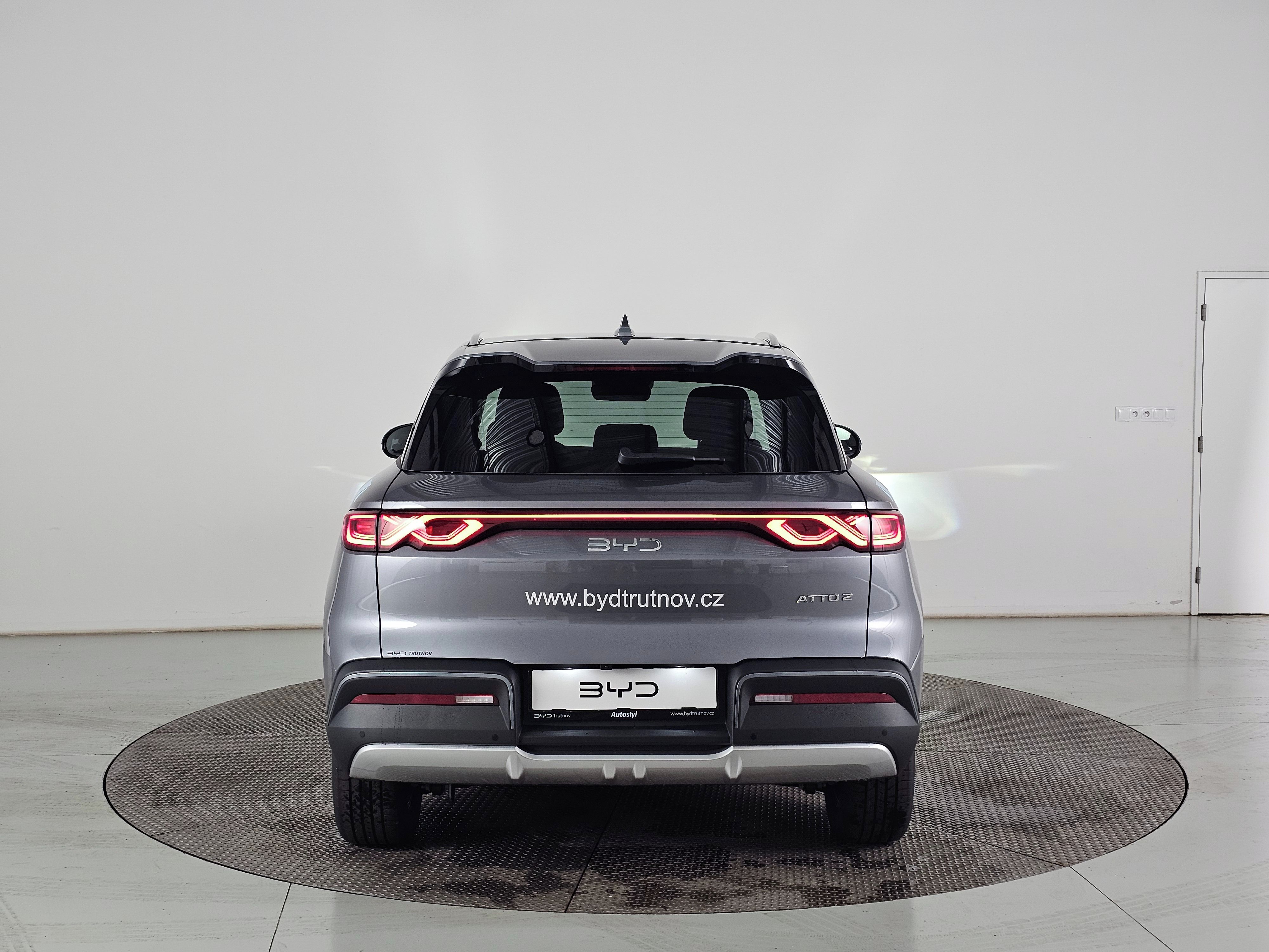 BYD ATTO 2, 204k Comfort 64,8 kWh - fotka 4