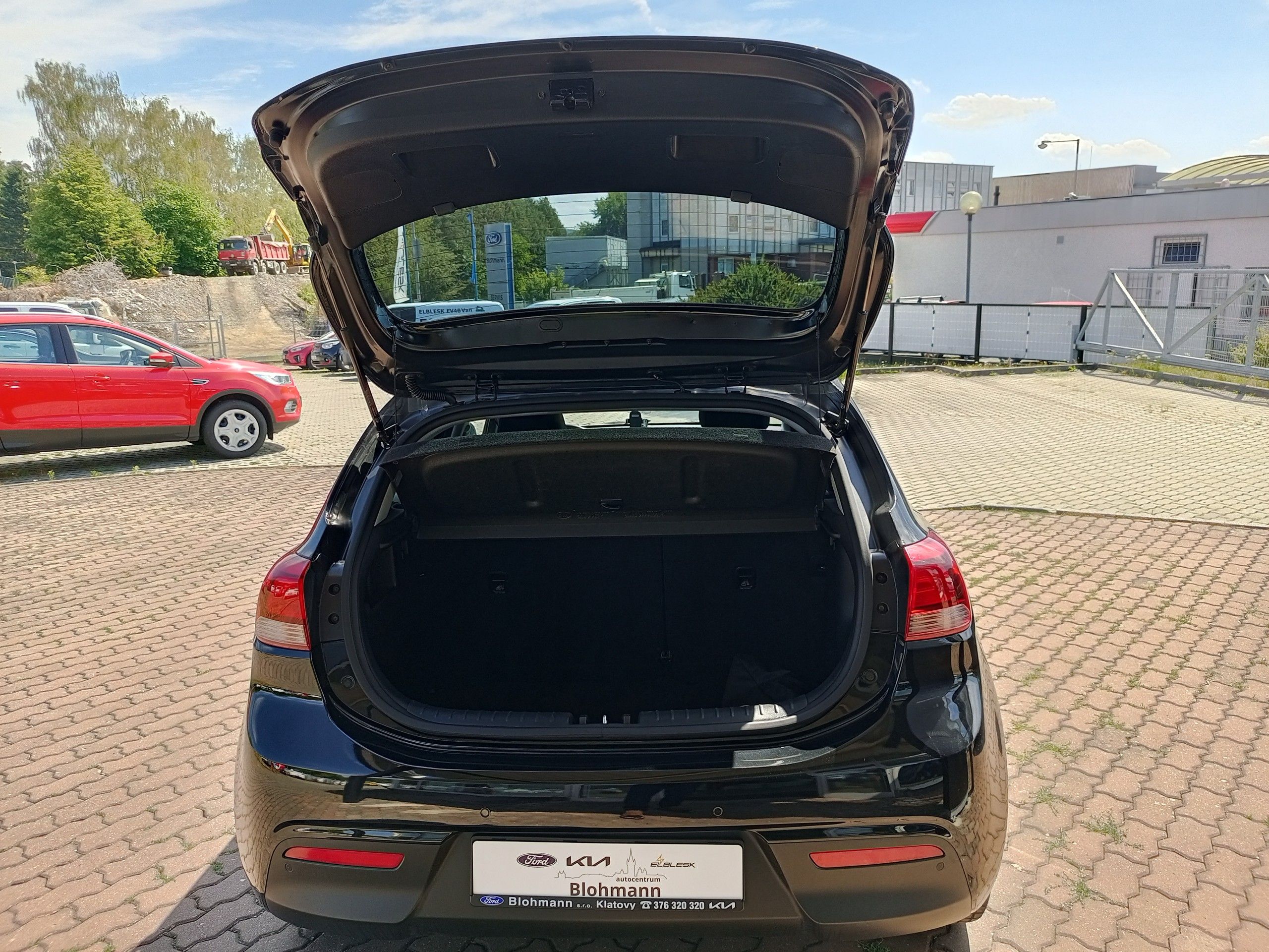 Kia Rio, Kia Rio Attract 1.2 l - fotka 6