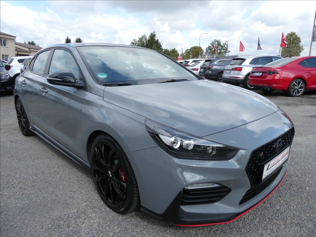 Hyundai i30, 2,0 i N 202kW serviska