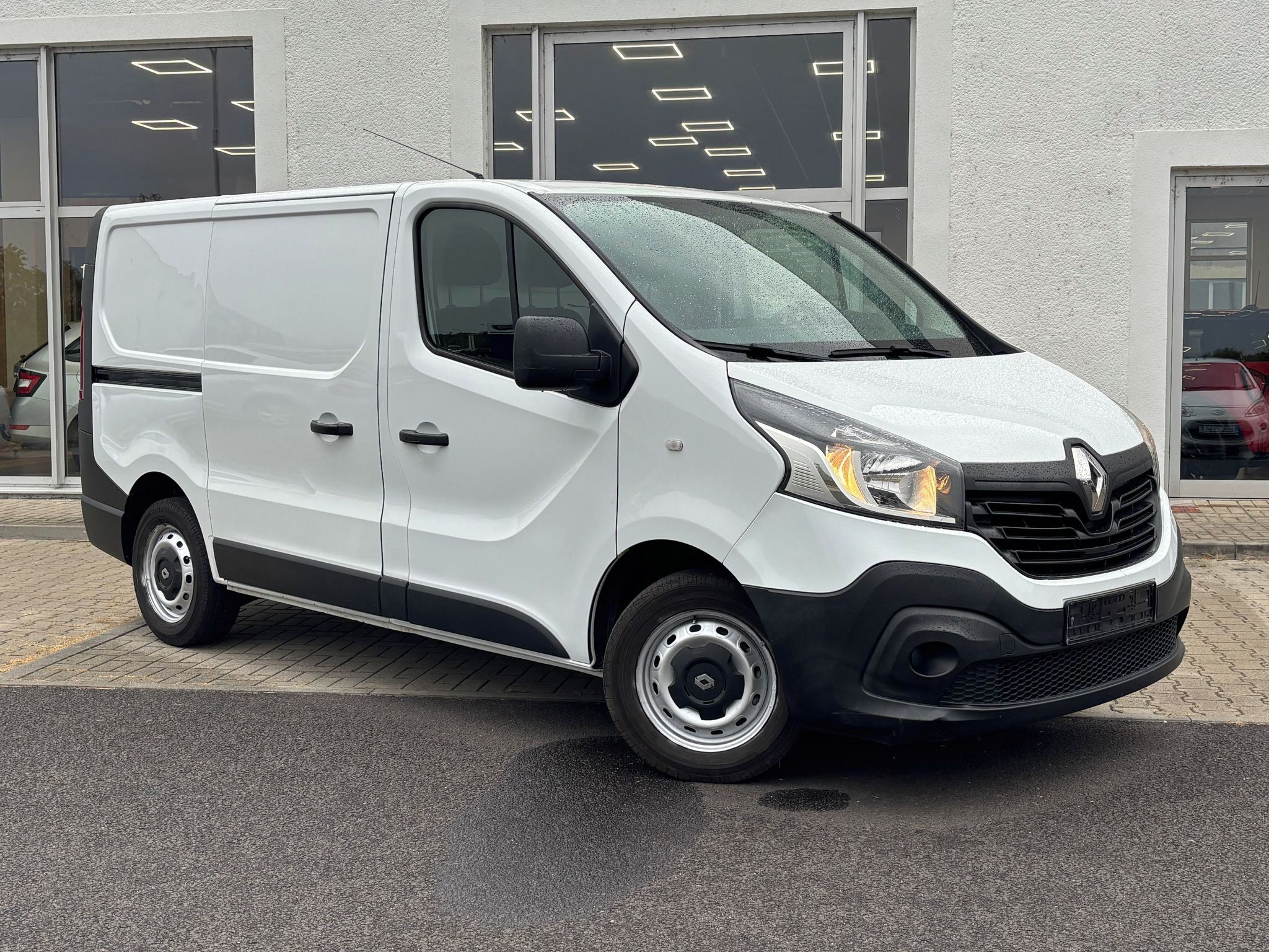 Renault Trafic, 1.6 dCi 66kW, Zadní senzory - fotka 2