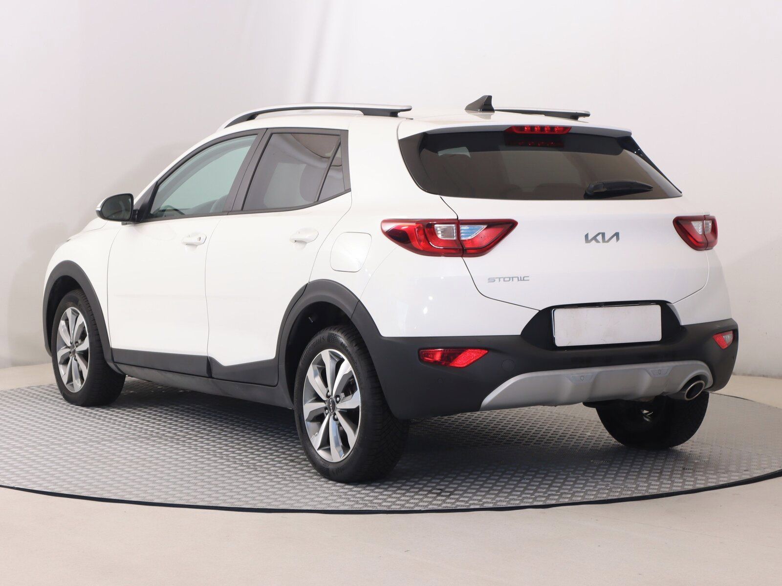 Kia Stonic, 1.0 T-GDI, Automat, Serv.kniha - fotka 4