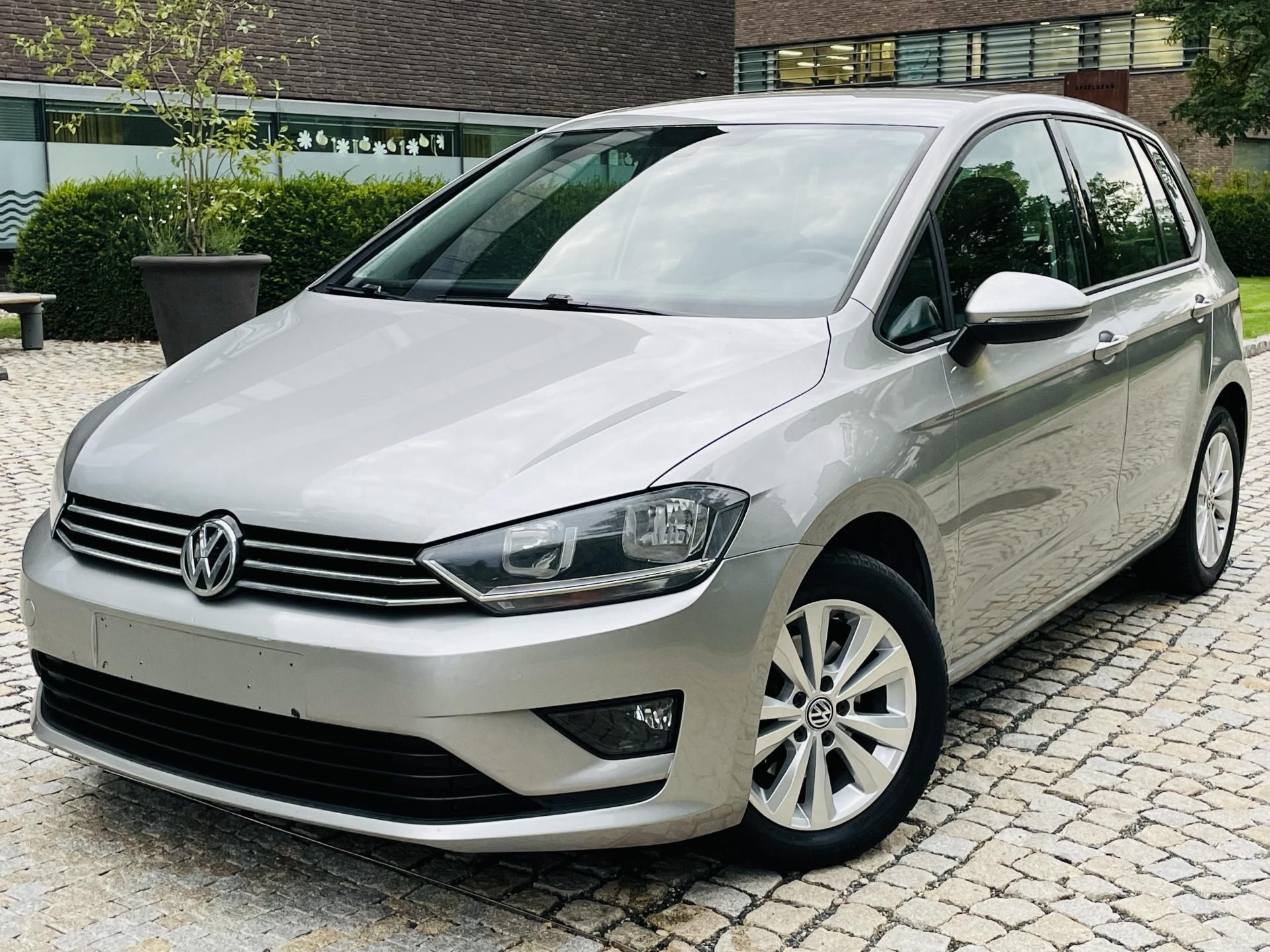Volkswagen Golf Sportsvan, 1.6TDI MANUÁL SENZORY TEMPOMAT