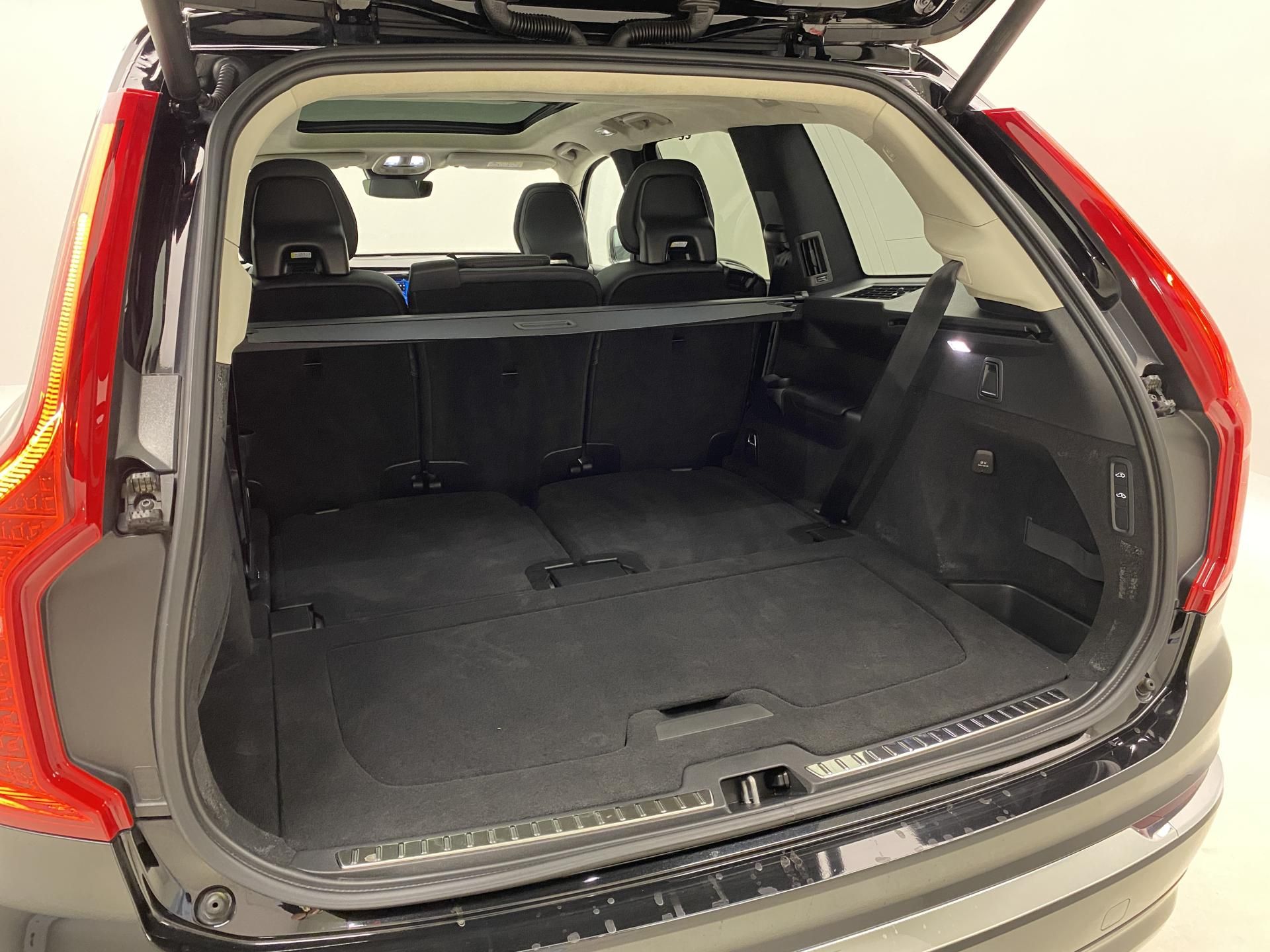 Volvo XC90, T8 AWD PLUG-IN BRIGHT ULTIMATE - fotka 6