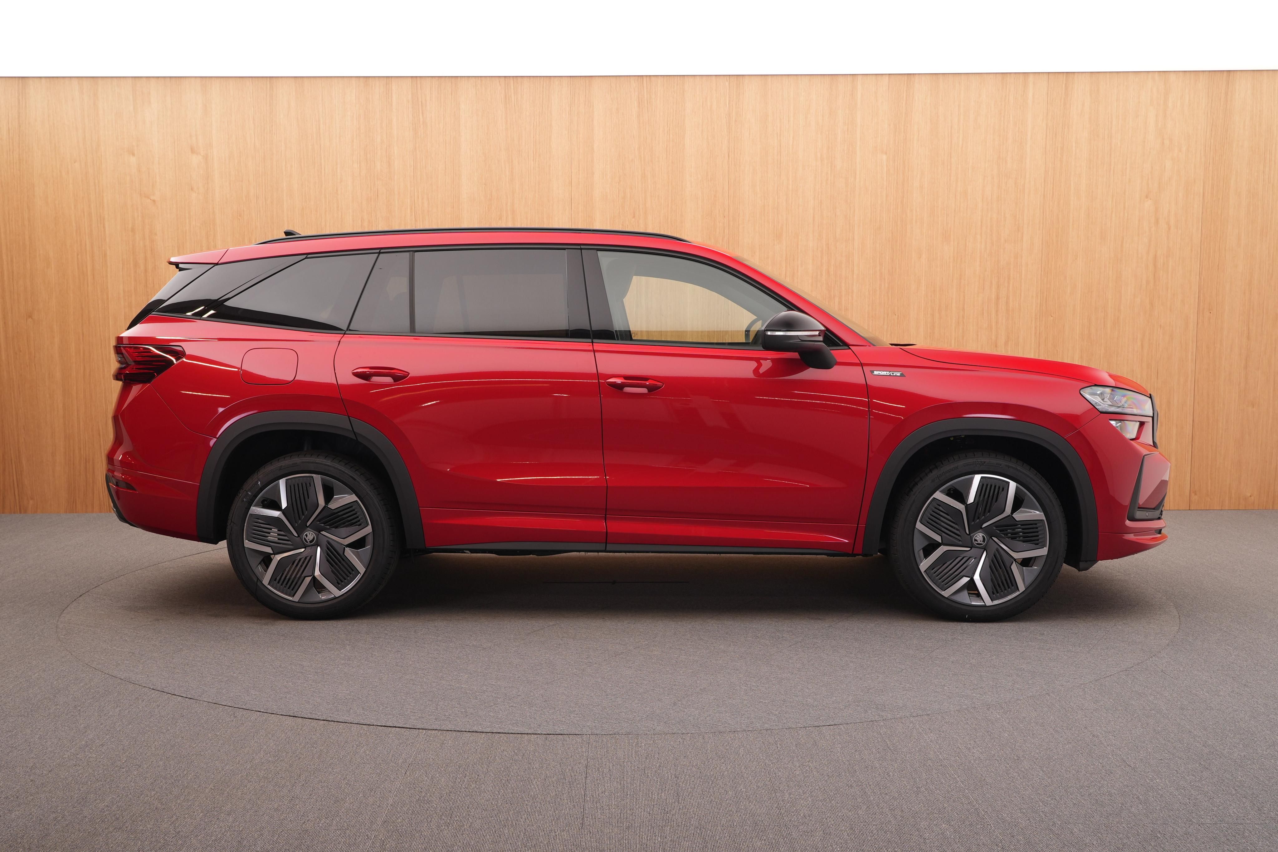 Škoda Kodiaq, Sportline 1.5 TSI DSG - fotka 5