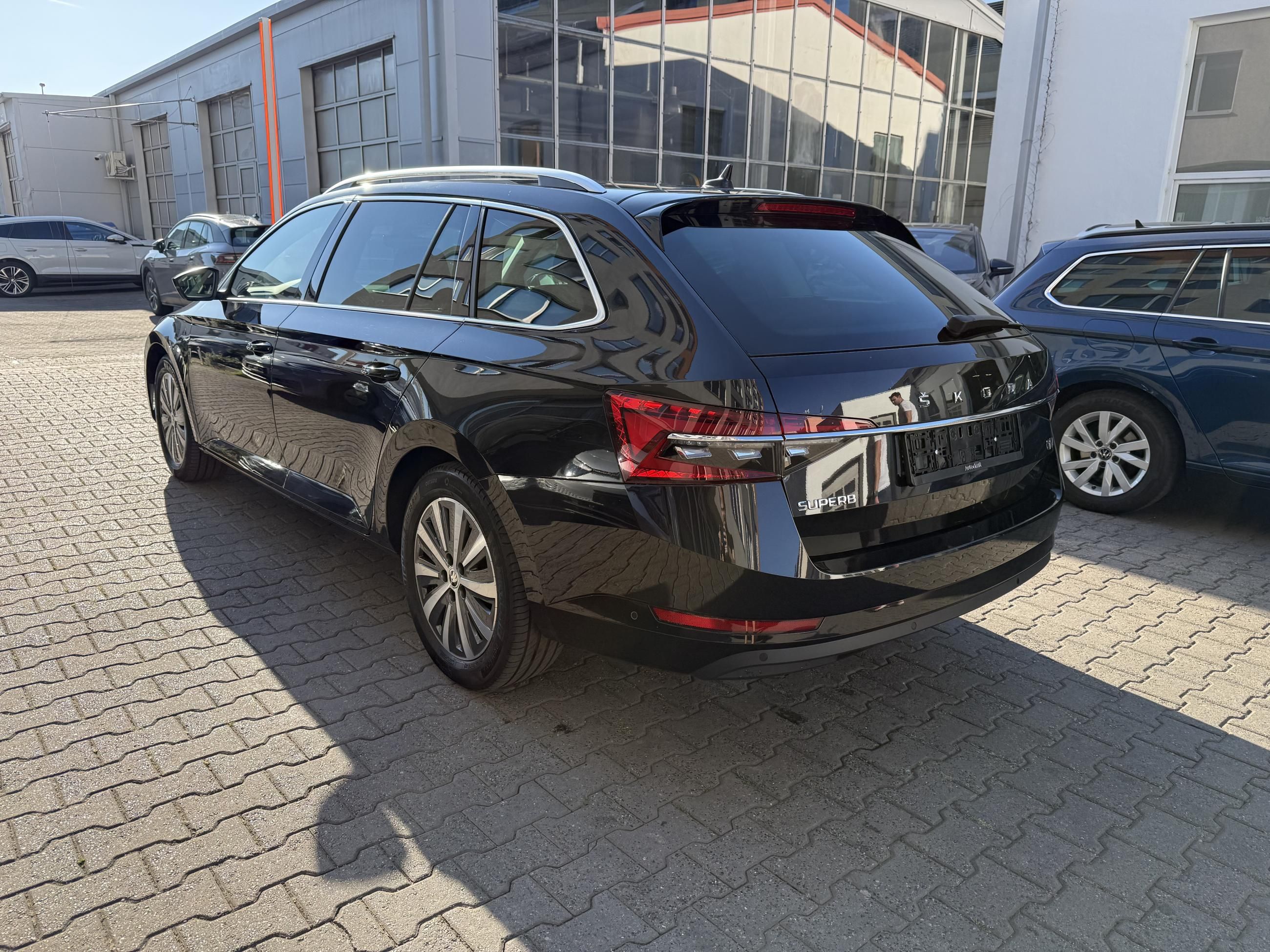 Škoda Superb, iV 1.4 TSI 160kW DSG - fotka 5
