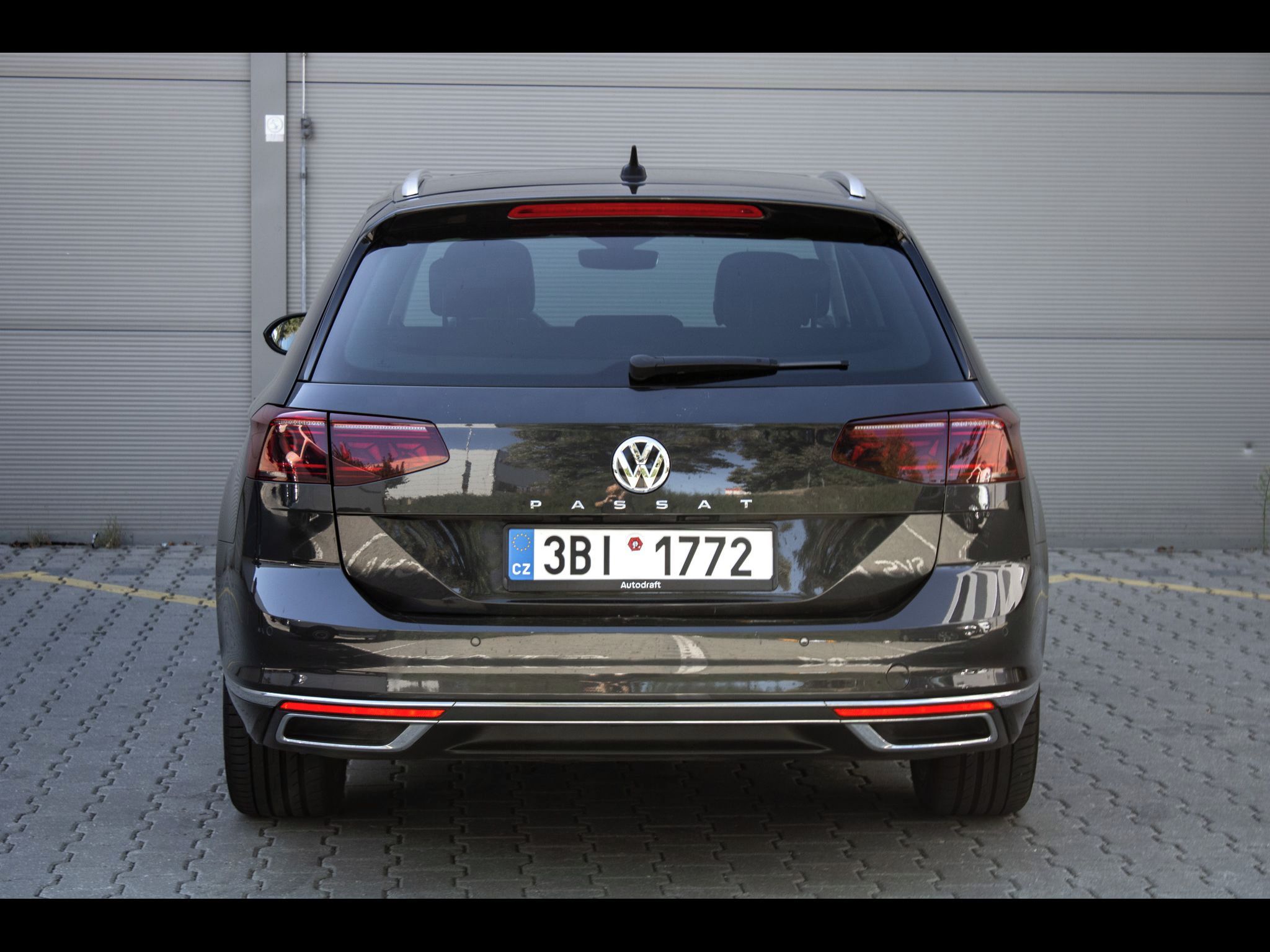 Volkswagen Passat, 2.0 TDI DSG / 110kW / A7 - fotka 5