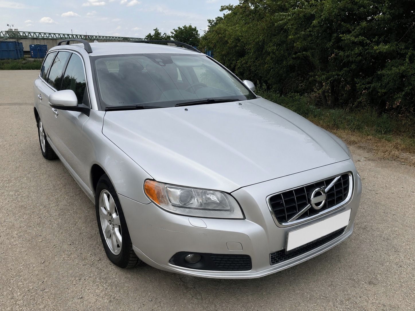 Volvo V70, D3,r.v. 2011,naj.249 tis.km - fotka 3