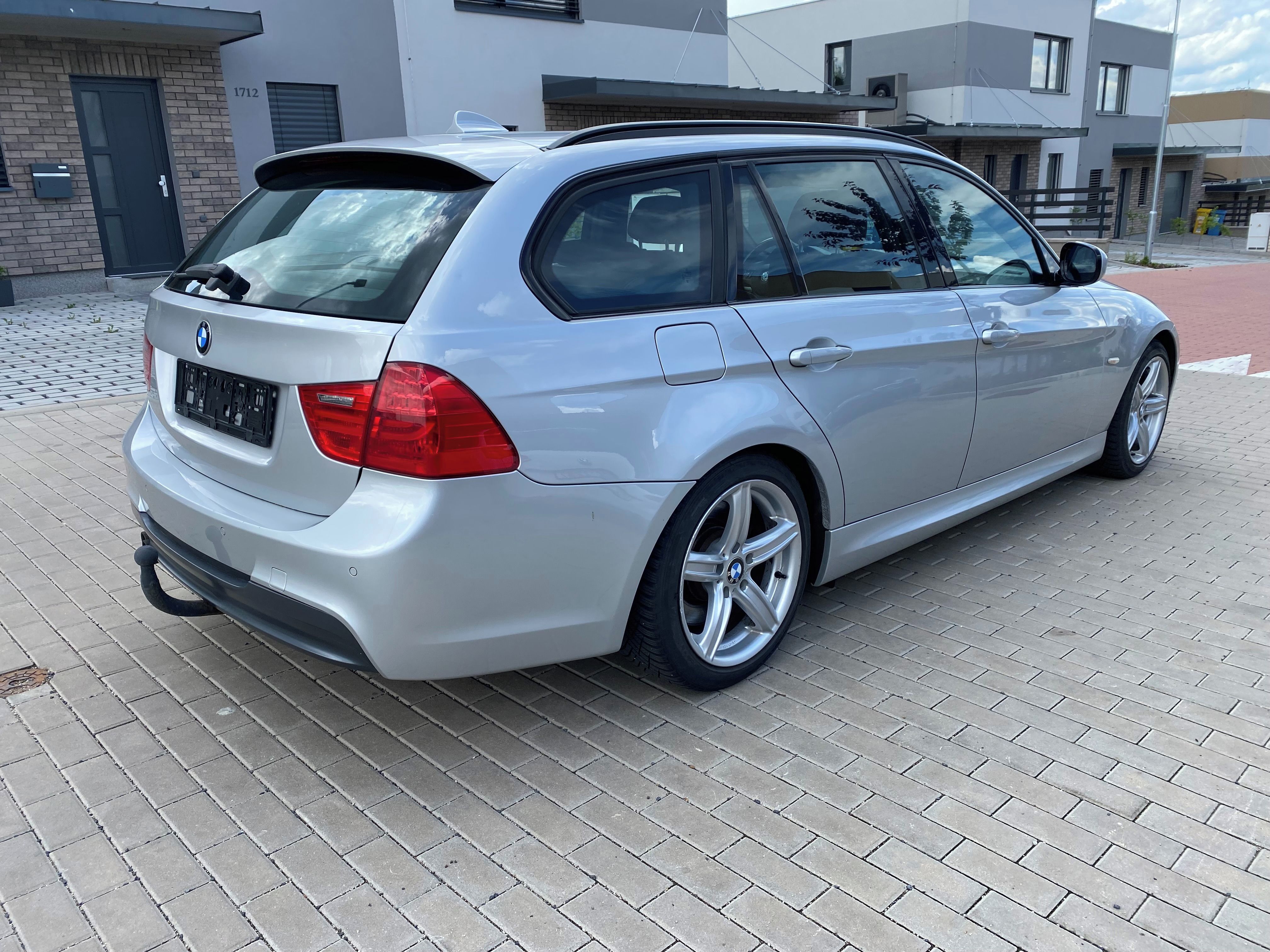BMW Řada 3, 325d, 150kW, M-paket, manuál - fotka 6