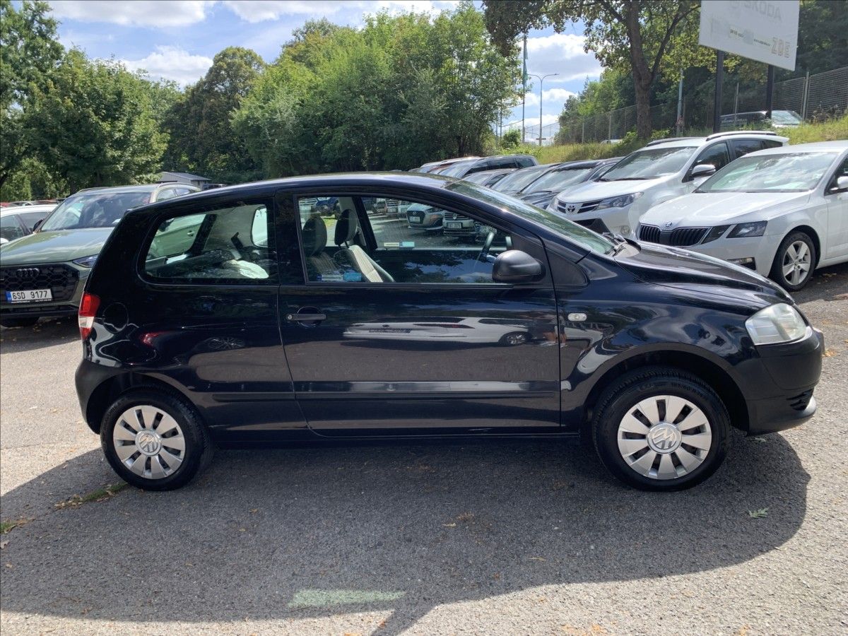 Volkswagen Fox, 1,2 i ČR,CEBIA - fotka 4