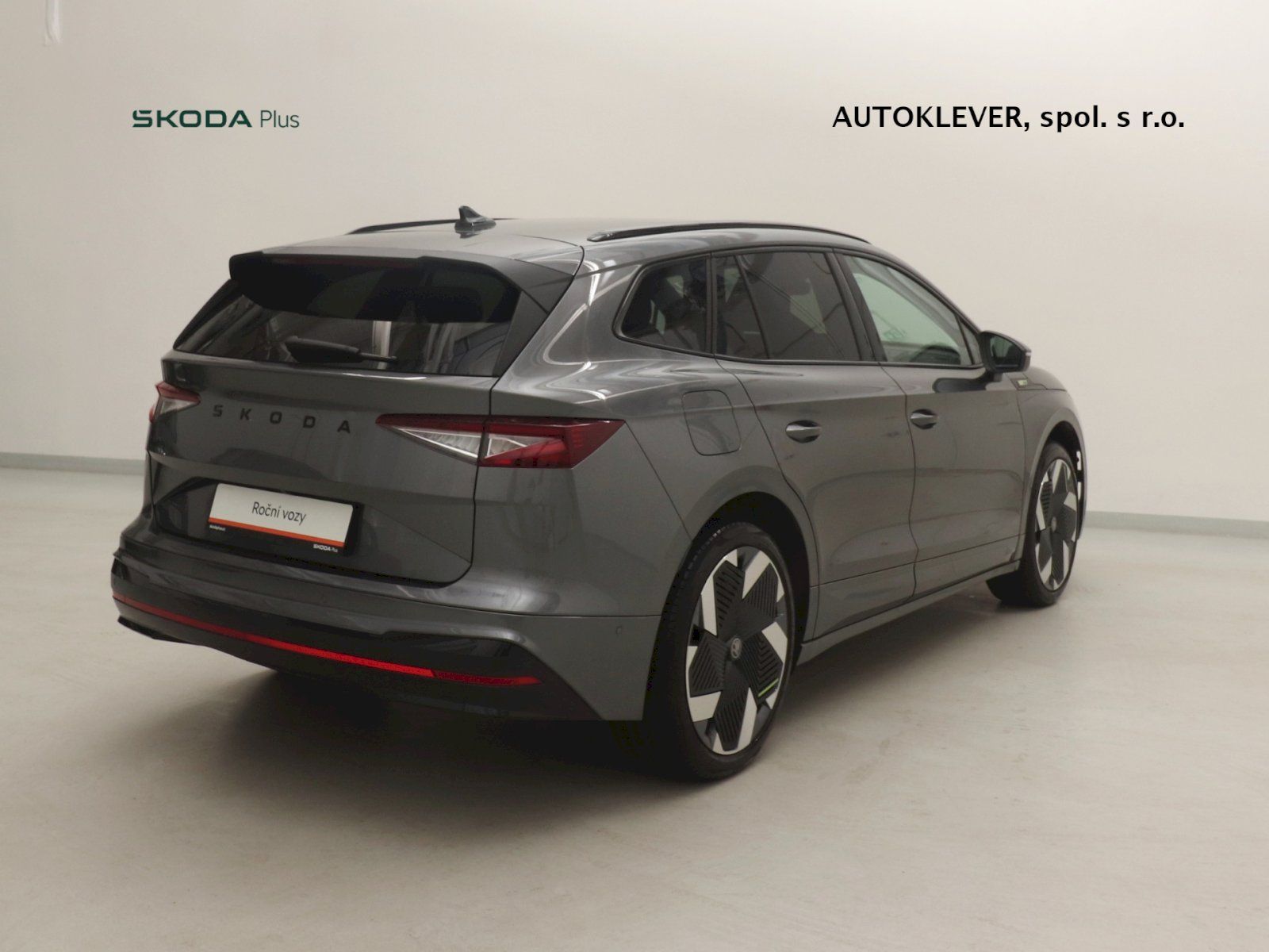 Škoda Enyaq iV, RS iV 85x 4x4 - fotka 2