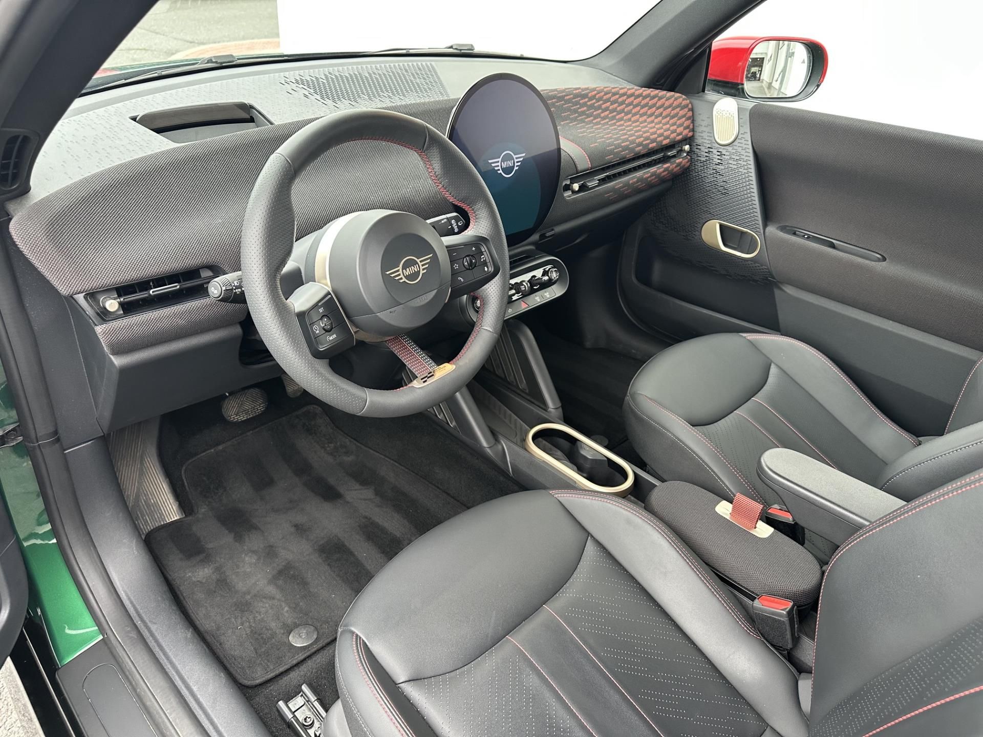 Mini Cooper S, Cooper SE - fotka 6