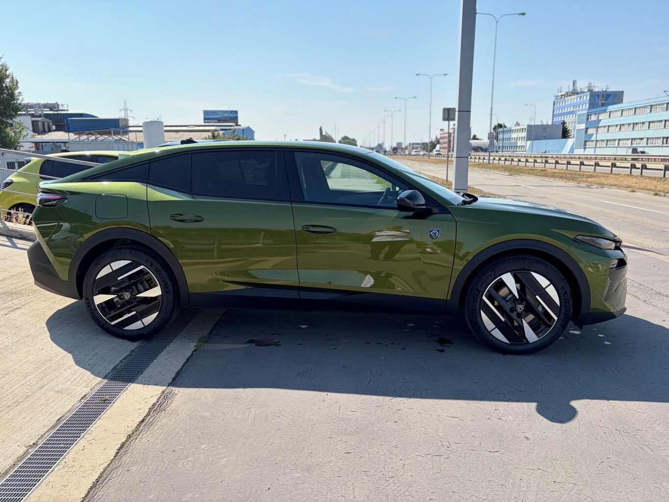 Peugeot 408, GT Hybrid 145 e-DCS6 - ALCANTA - fotka 5