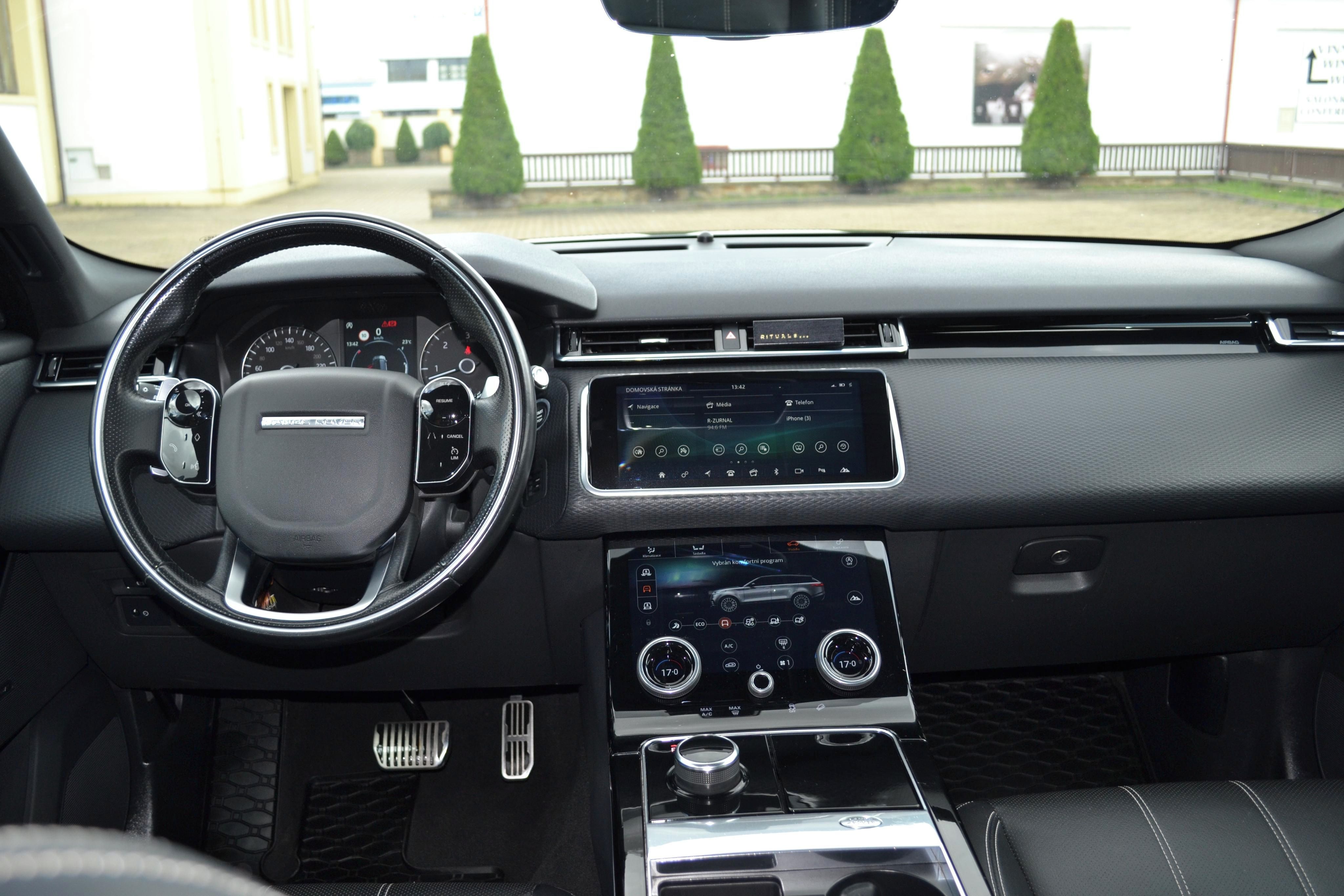 Land Rover Range Rover Velar, Range Rover Velar R-Dynamic - fotka 6