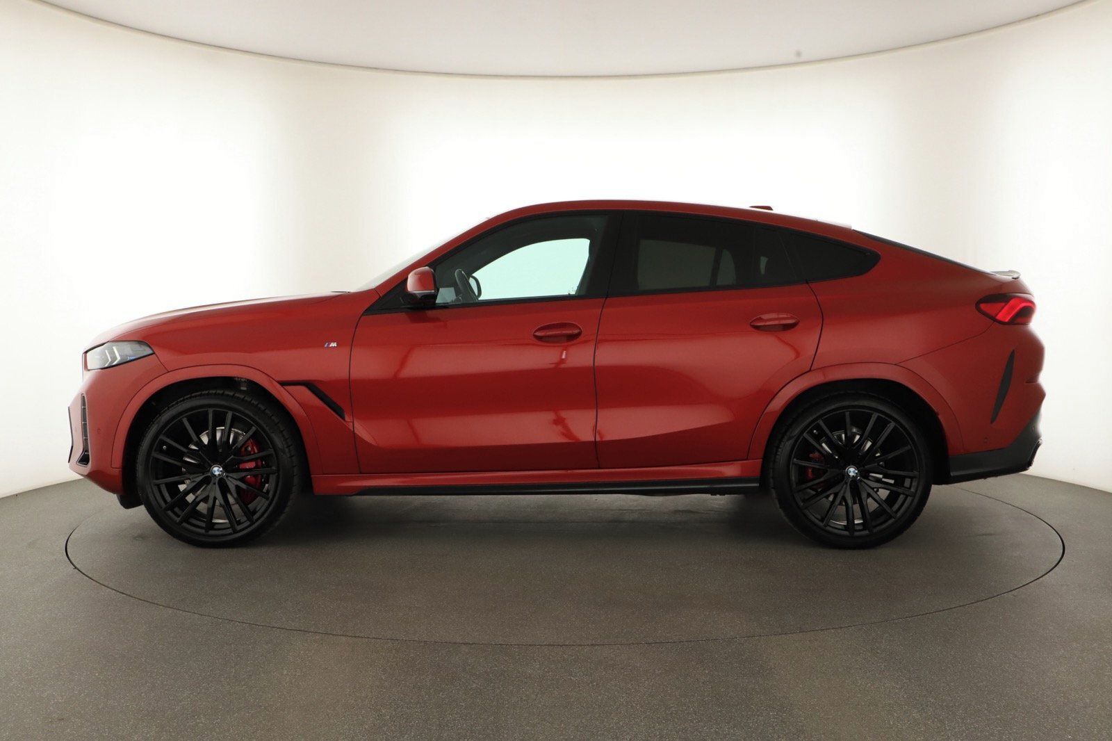 BMW X6, xDrive40i, M Paket, vzduch - fotka 2